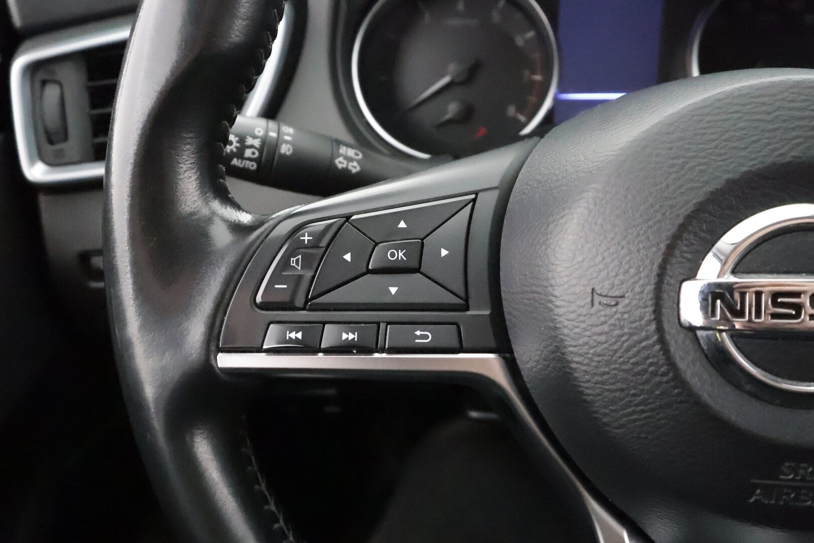 Nissan Qashqai 2020 DIG-T 160 Acenta 2WD DCT MY19 WLTP * P.Kamera / Sisätilanlämmitin / Kaistavahti / Vakkari / Bluetooth * - Suomi-auto / Kahdet renkaat aluvanteilla - HULLUT AVAJAISHULINAT KORKOTARJOUS 3,29 %