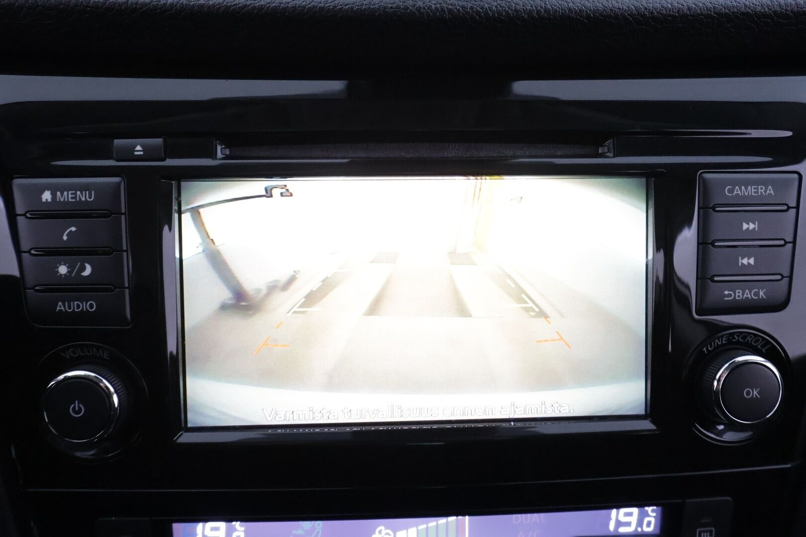 Nissan Qashqai 2020 DIG-T 160 Acenta 2WD DCT MY19 WLTP * P.Kamera / Sisätilanlämmitin / Kaistavahti / Vakkari / Bluetooth * - Suomi-auto / Kahdet renkaat aluvanteilla - HULLUT AVAJAISHULINAT KORKOTARJOUS 3,29 %