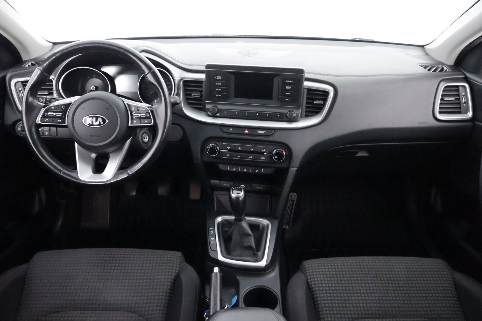 Kia Ceed 2019 1,0 T-GDI ISG 100hv Active SW - Suomiauto | Merkkihuollot | Vetokoukku | Ratinlämmitys | Lohko&Sisäpistoke | Peruutustutka | Juuri tullut Tampereelle!