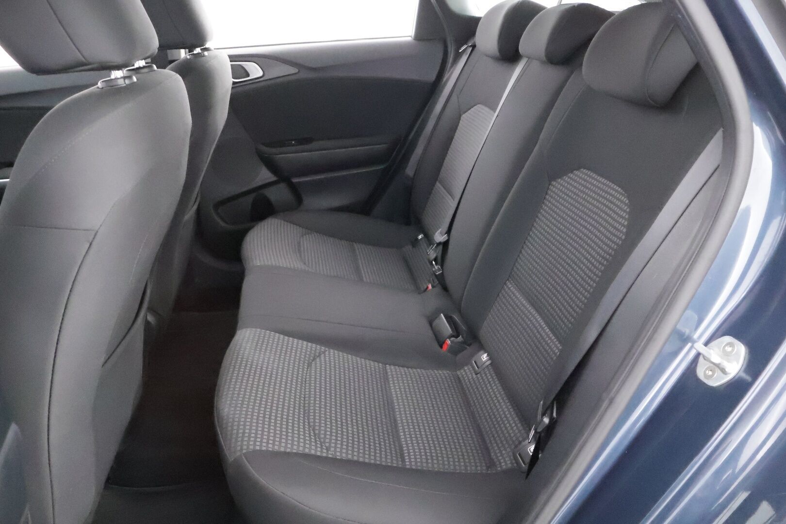 Kia Ceed 2019 1,0 T-GDI ISG 100hv Active SW - Suomiauto | Merkkihuollot | Vetokoukku | Ratinlämmitys | Lohko&Sisäpistoke | Peruutustutka | Juuri tullut Tampereelle!