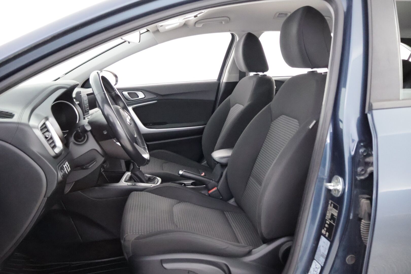 Kia Ceed 2019 1,0 T-GDI ISG 100hv Active SW - Suomiauto | Merkkihuollot | Vetokoukku | Ratinlämmitys | Lohko&Sisäpistoke | Peruutustutka | Juuri tullut Tampereelle!