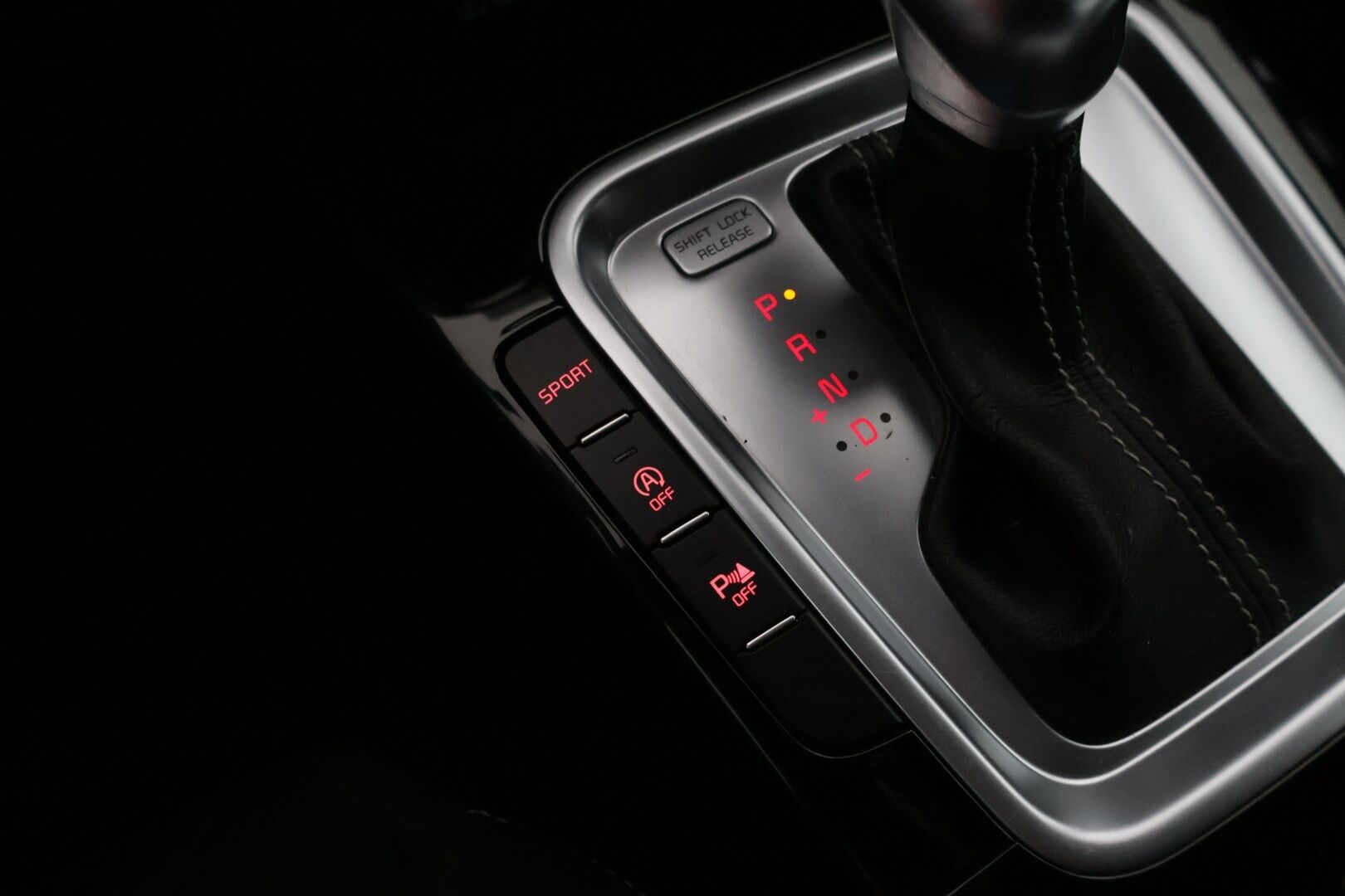 Kia ProCeed 2020 ProCeed 1,4 T-GDI ISG 140hv GT-Line *Vakkari / Lohko / Kaistavahti / P-Kamera / Puolinahat / Ratinlämmitin* - Juuri huollettu / Suomi-auto / 2 renkaat / Penkinlämmittimet edessä ja takana*