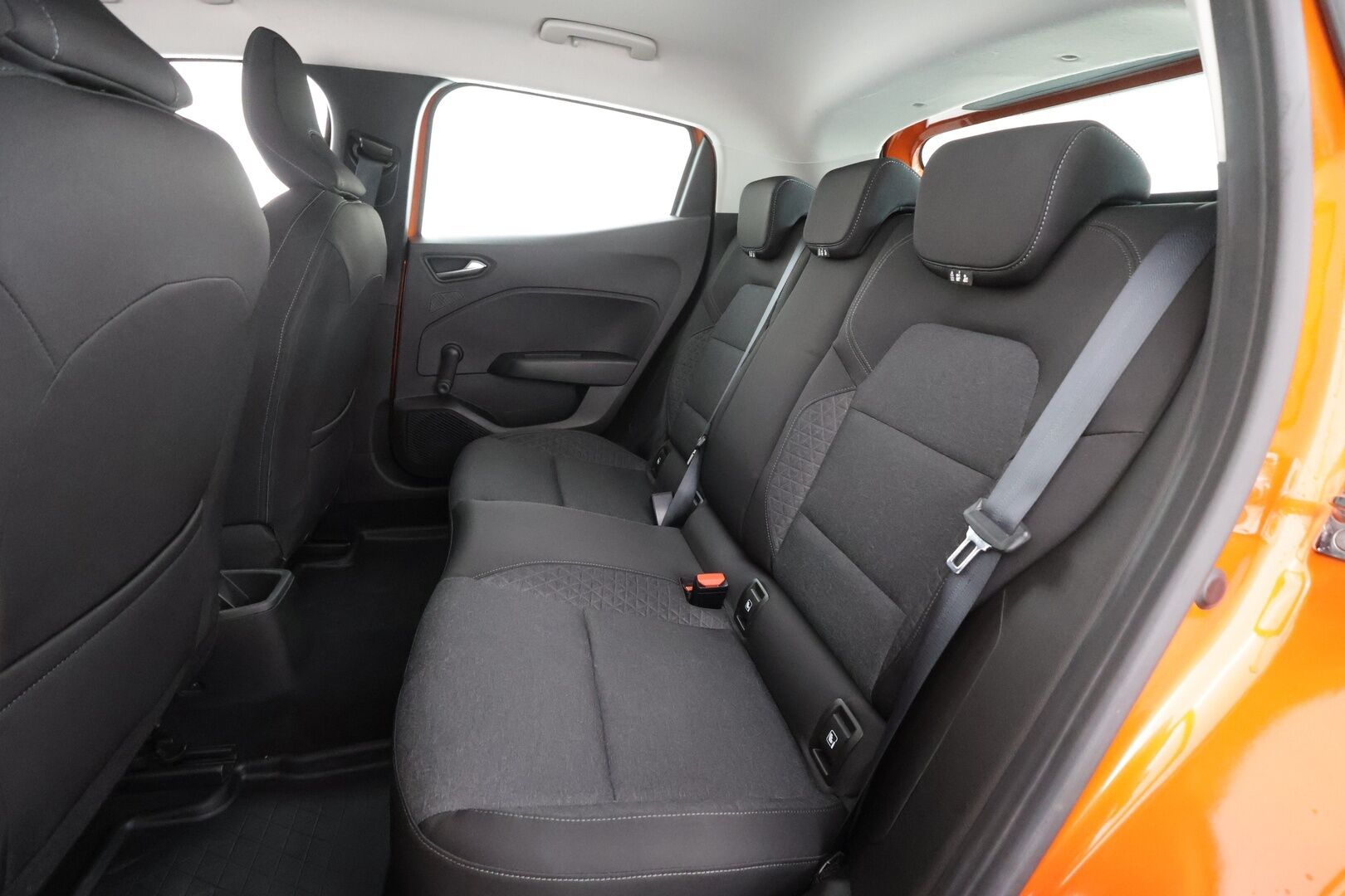 Renault Clio 2020 TCe 100 Zen * Suomi-auto / LED / Vakkari / Kaistavahti / Lohko&Sisätilanlämmitin / Bluetooth / Kahdet renkaat*