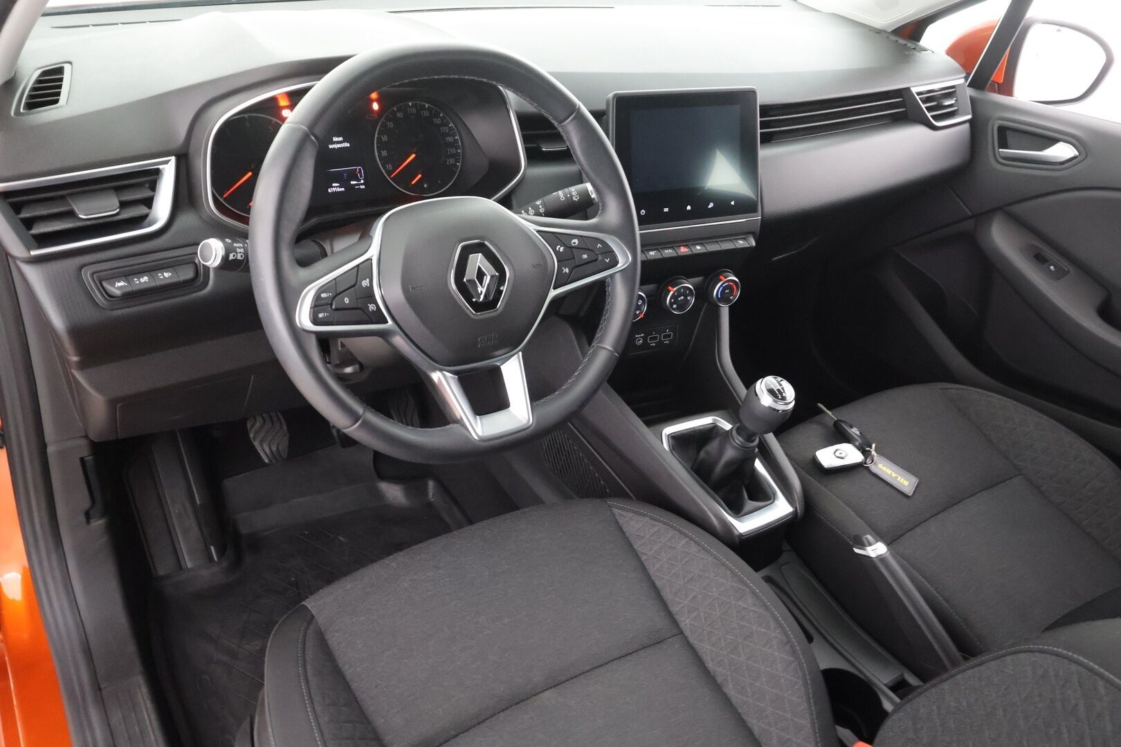 Renault Clio 2020 TCe 100 Zen * Suomi-auto / LED / Vakkari / Kaistavahti / Lohko&Sisätilanlämmitin / Bluetooth / Kahdet renkaat*