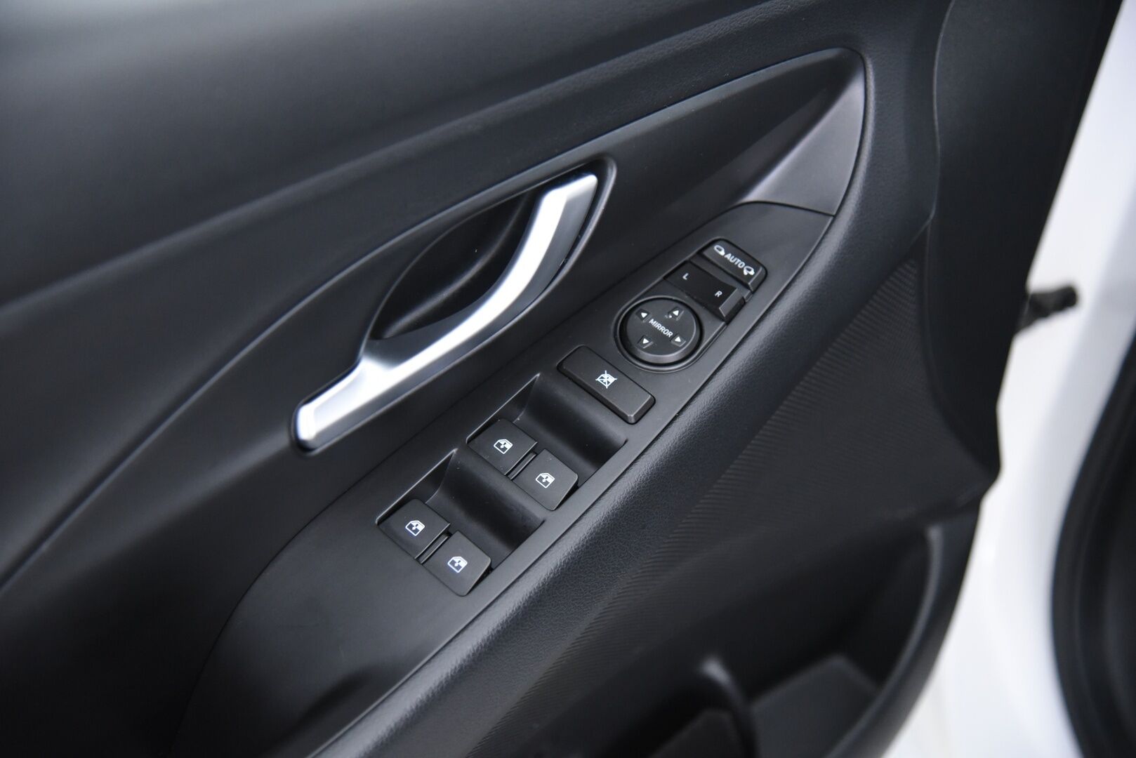 Hyundai i30 Fastback 2020 1,4 T-GDI 140 hv 7DCT-aut N Line / Suomi-Auto / Vakkari / Peruutuskamera / lohkolämmitin / AppConnect / Ratinlämmitin - Edullinen & sporttinen heti ajoon!