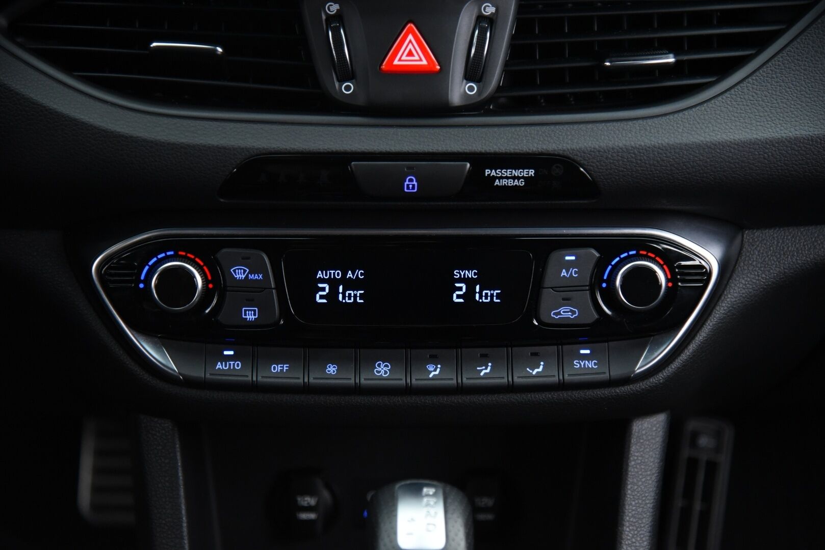 Hyundai i30 Fastback 2020 1,4 T-GDI 140 hv 7DCT-aut N Line / Suomi-Auto / Vakkari / Peruutuskamera / lohkolämmitin / AppConnect / Ratinlämmitin - Edullinen & sporttinen heti ajoon!
