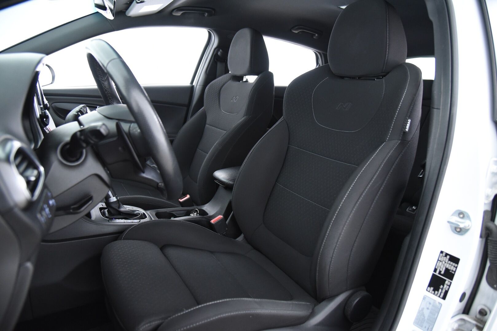 Hyundai i30 Fastback 2020 1,4 T-GDI 140 hv 7DCT-aut N Line / Suomi-Auto / Vakkari / Peruutuskamera / lohkolämmitin / AppConnect / Ratinlämmitin - Edullinen & sporttinen heti ajoon!