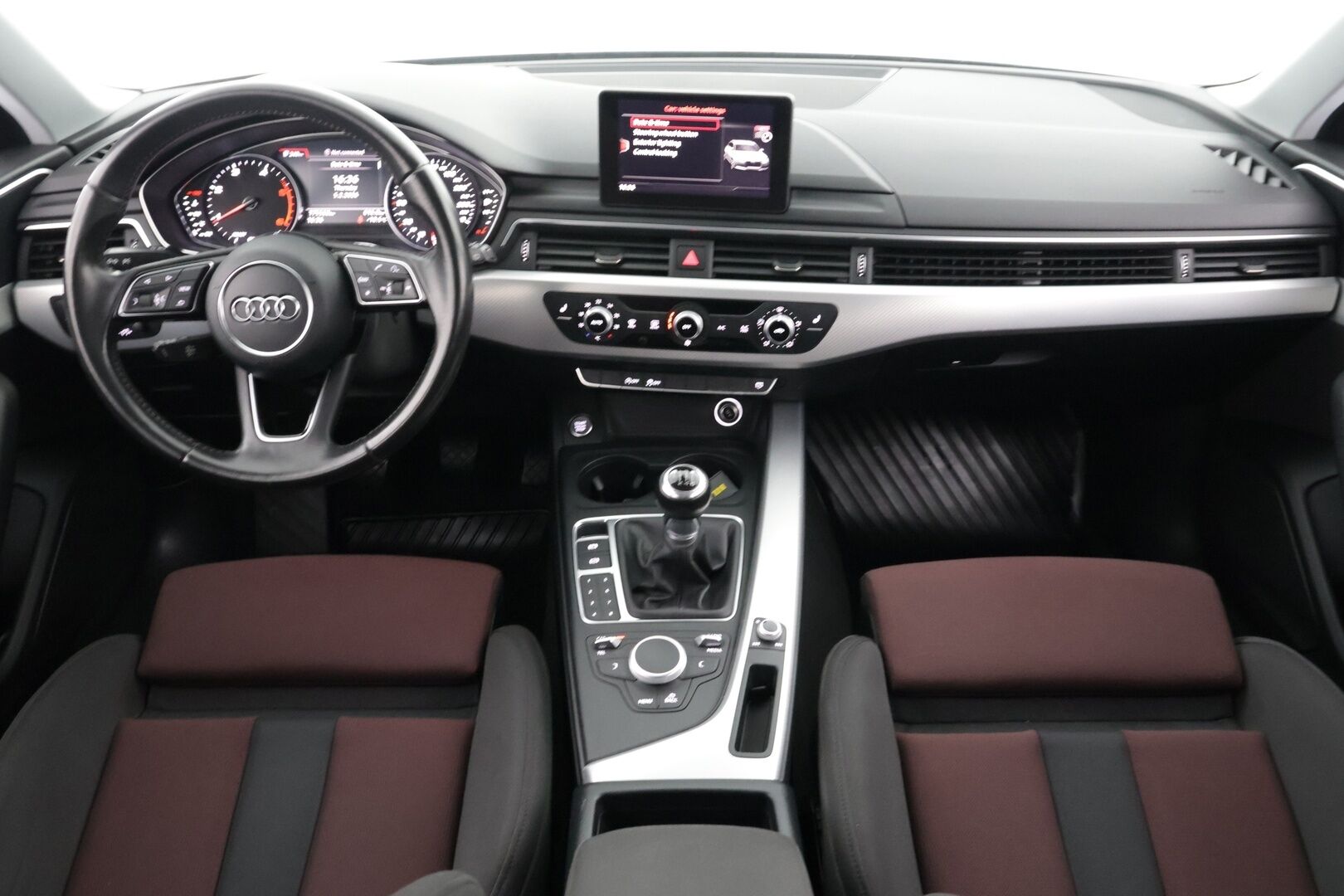 Audi A4 2016 Avant Business 2,0 TDI 110 kW ** Taitettava koukku / Juuri huollettu!! / Todella siisti