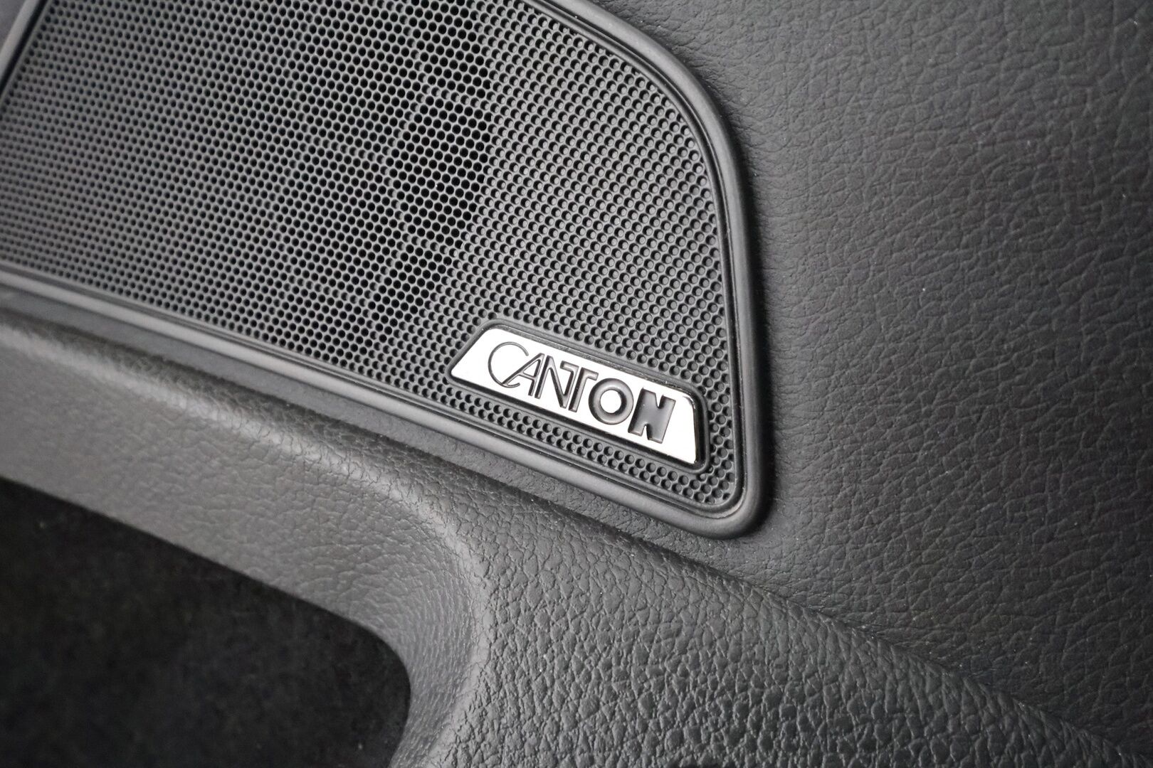 Skoda Superb 2020 Combi 2,0 TDI 190 4x4 Style DSG Autom. - | Webasto | ACC | Matrix-LED | P.Kamera | Muistipenkki | Canton | Kaistavahi | Navi | Keyless | Suomi-auto | Kahdet renkaat | 