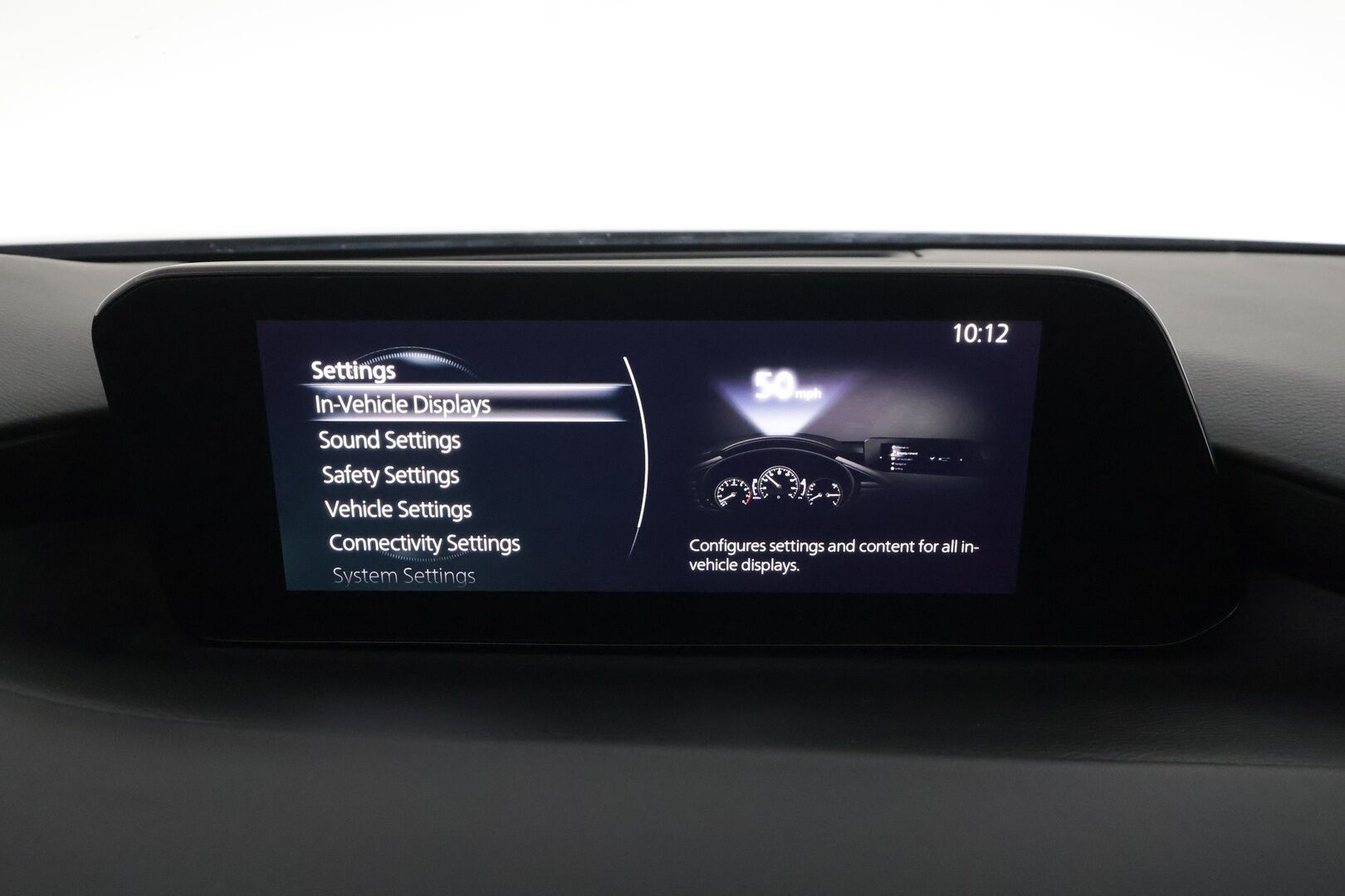 Mazda 3 2019 Sedan 2,0 (180 hv) SKYACTIV-X Vision Plus MT KM2 * ACC / P.kamera / LED / Lohko+Sisä / Koukku / KeylessGo * - Suomi-auto / Kahdet renkaat aluvanteilla