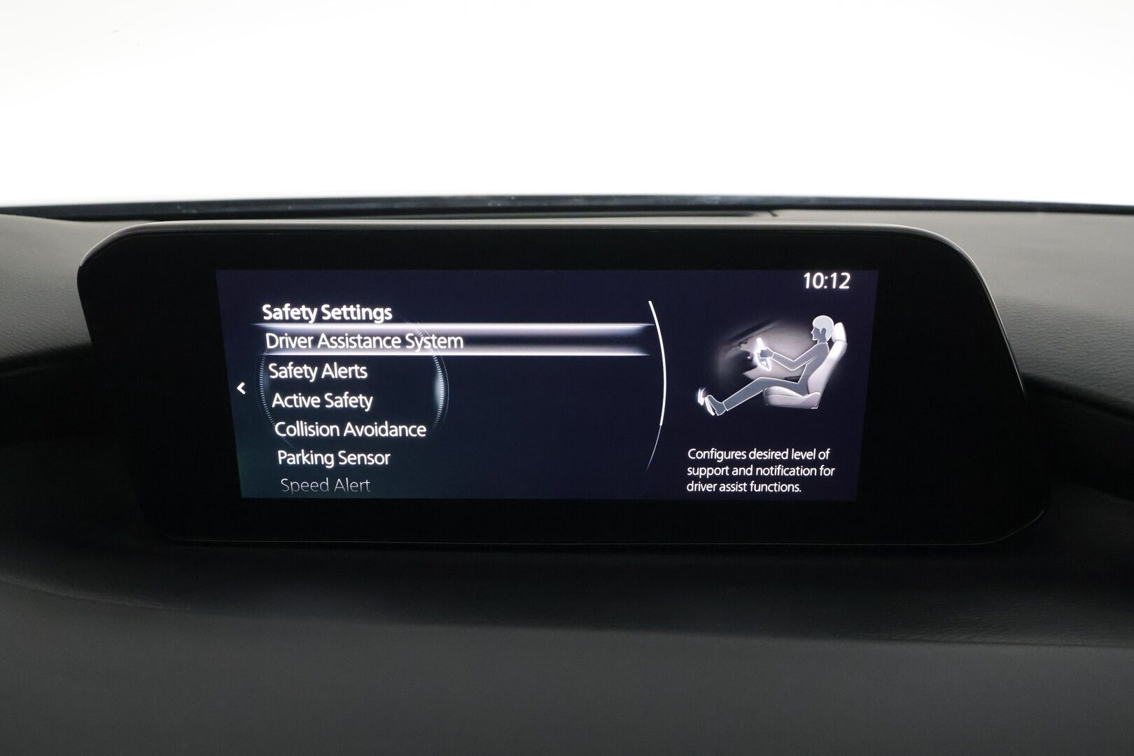 Mazda 3 2019 Sedan 2,0 (180 hv) SKYACTIV-X Vision Plus MT KM2 * ACC / P.kamera / HUD / LED / Lohko+Sisä / Koukku / KeylessGo * - Suomi-auto / Kahdet renkaat aluvanteilla - HULLUT AVAJAISHULINAT KORKOTARJOUS 3,29 %