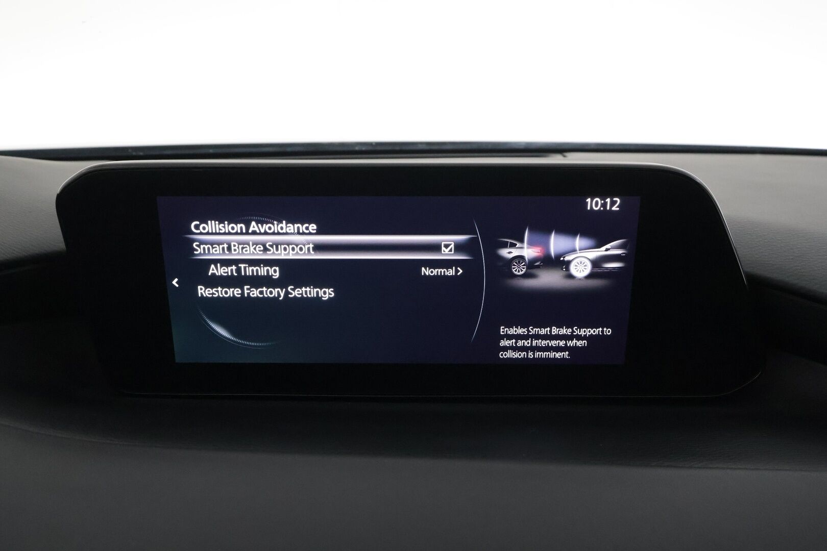 Mazda 3 2019 Sedan 2,0 (180 hv) SKYACTIV-X Vision Plus MT KM2 * ACC / P.kamera / HUD / LED / Lohko+Sisä / Koukku / KeylessGo * - Suomi-auto / Kahdet renkaat aluvanteilla - HULLUT AVAJAISHULINAT KORKOTARJOUS 3,29 %