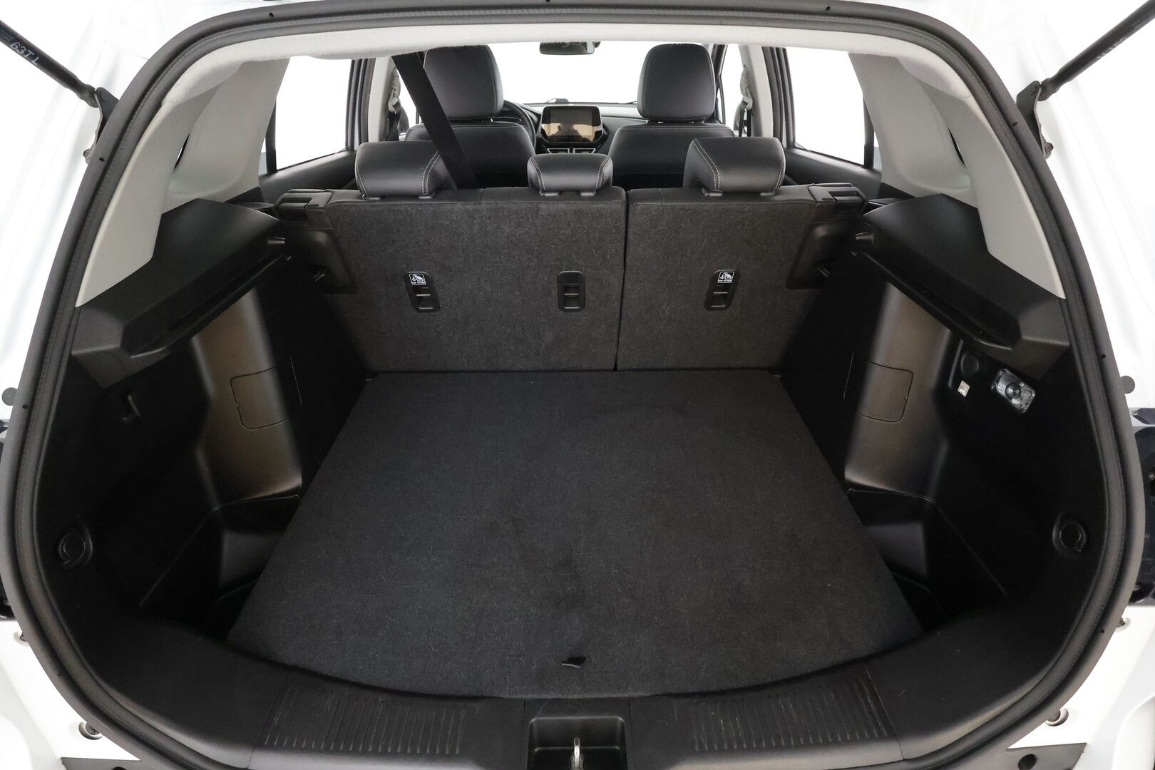 Suzuki S-Cross 2022 1,4 BOOSTERJET 4WD GLX+SR 6AT* ACC / 360 kamera / Koukku / Panorama / Navi / Keyless / Apple&Android * - 1.Om Suomi auto / Merkkihuollettu / Lohkolämmitin / 2x renkaat alu vanteilla - HULLU BLACKWEEK KORKOTARJOUS 2,49%