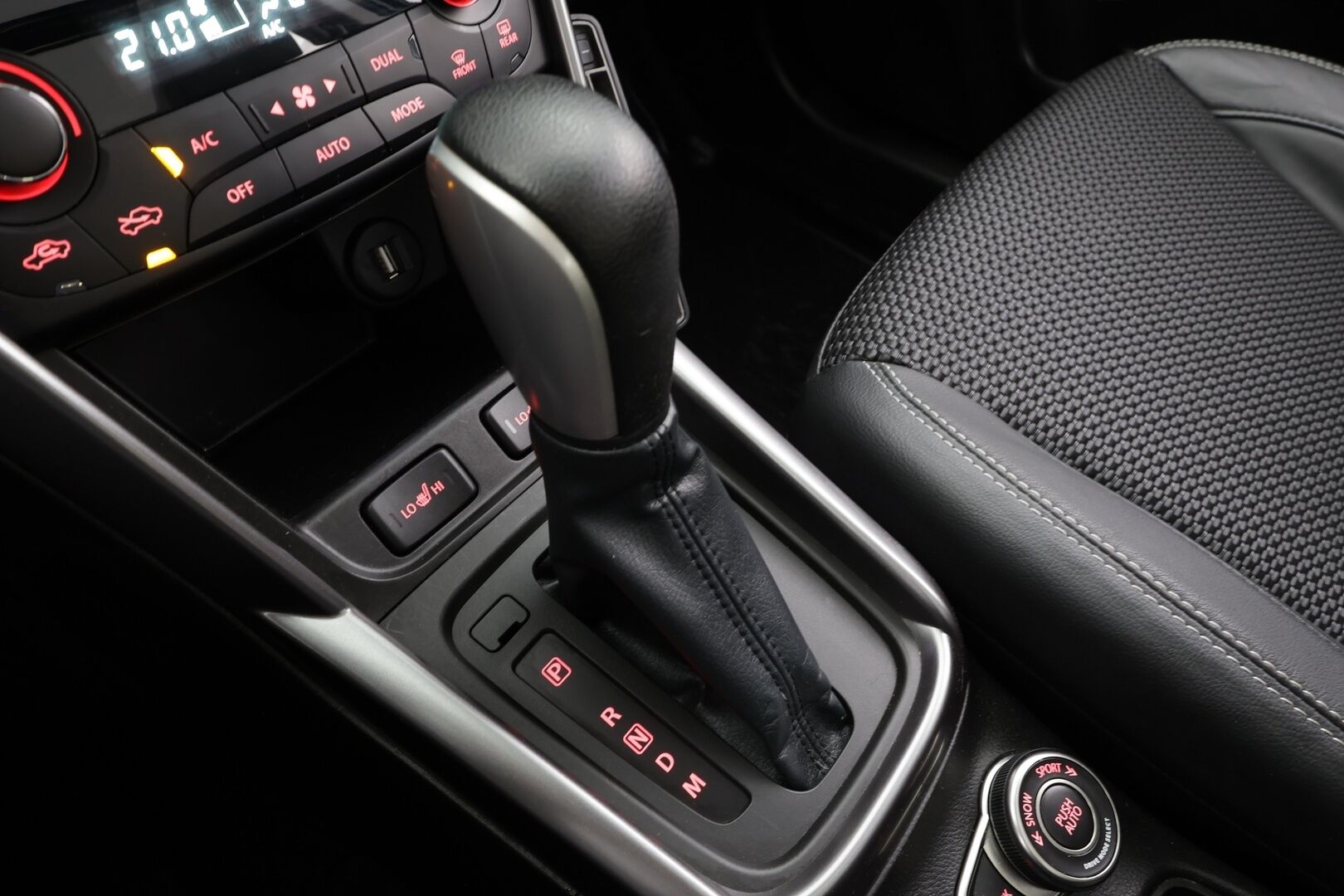 Suzuki S-Cross 2022 1,4 BOOSTERJET 4WD GLX+SR 6AT* ACC / 360 kamera / Koukku / Panorama / Navi / Keyless / Apple&Android * - 1.Om Suomi auto / Merkkihuollettu / Lohkolämmitin / 2x renkaat alu vanteilla - HULLU BLACKWEEK KORKOTARJOUS 2,49%