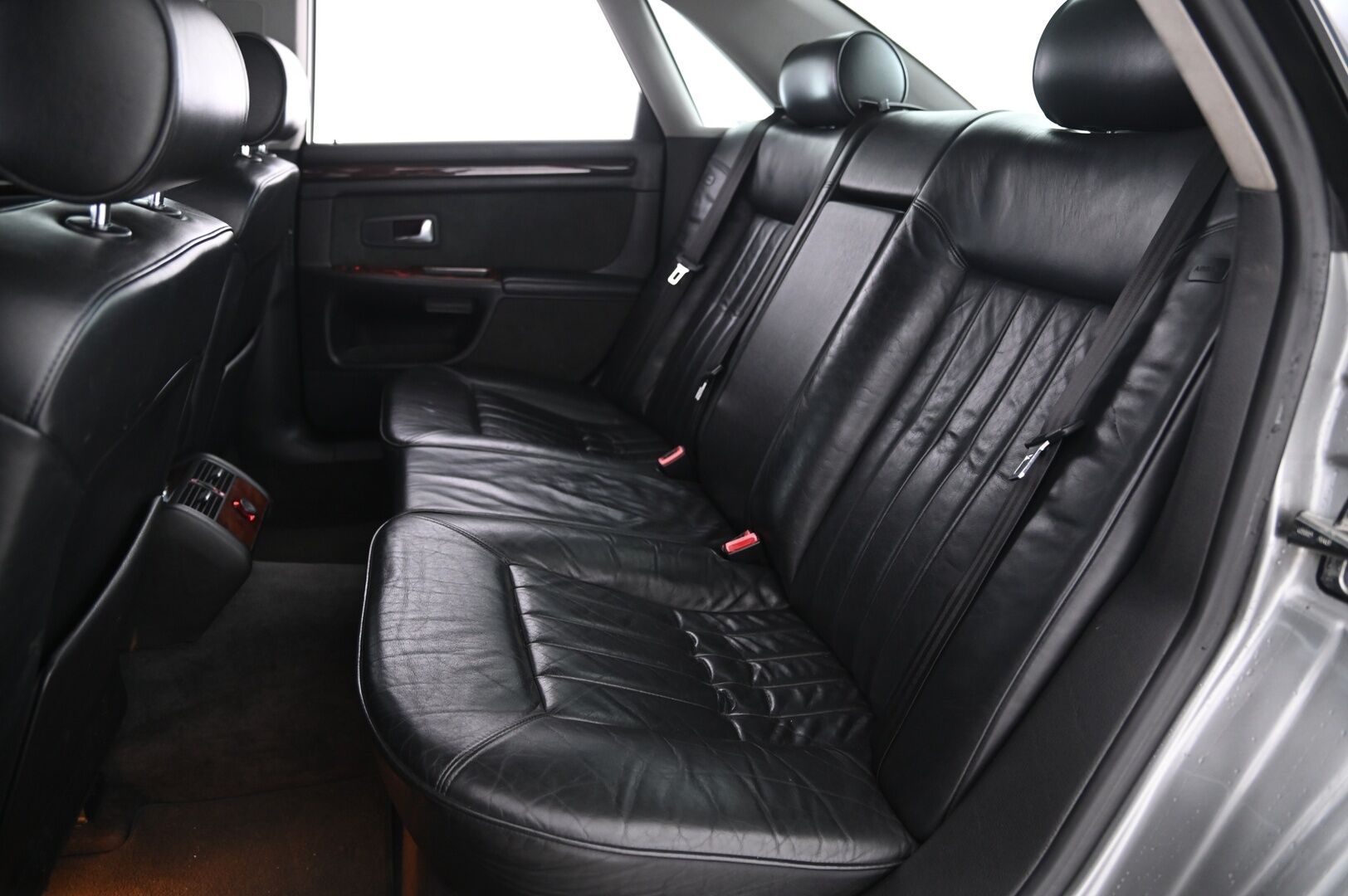 Audi A8 2002 A8 Sedan (AA) 4ov 2771cm3 A - *Myydään Huutokaupat.com kautta* - KORKO VAIN 3,99 %