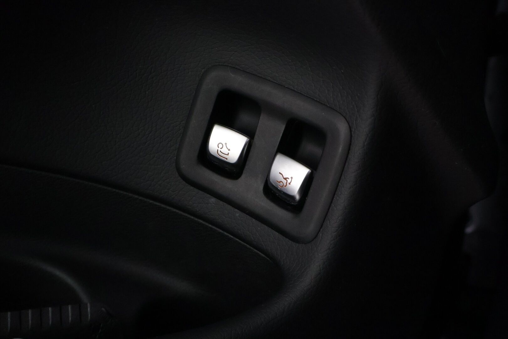 Mercedes-Benz GLC 2016 AMG 4Matic *Koukku / 360° / Distronic+ / Lane assist / Adapt LED / Navigointi * - HULLU BLACKWEEK KORKOTARJOUS 2,49%