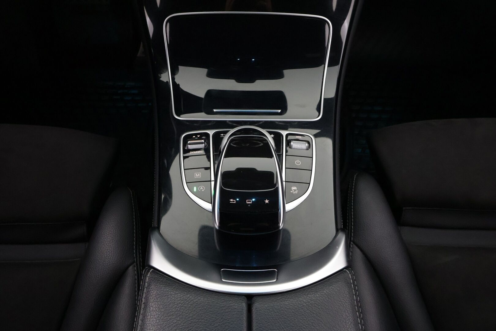 Mercedes-Benz GLC 2016 AMG 4Matic *Koukku / 360° / Distronic+ / Lane assist / Adapt LED / Navigointi * - HULLU BLACKWEEK KORKOTARJOUS 2,49%