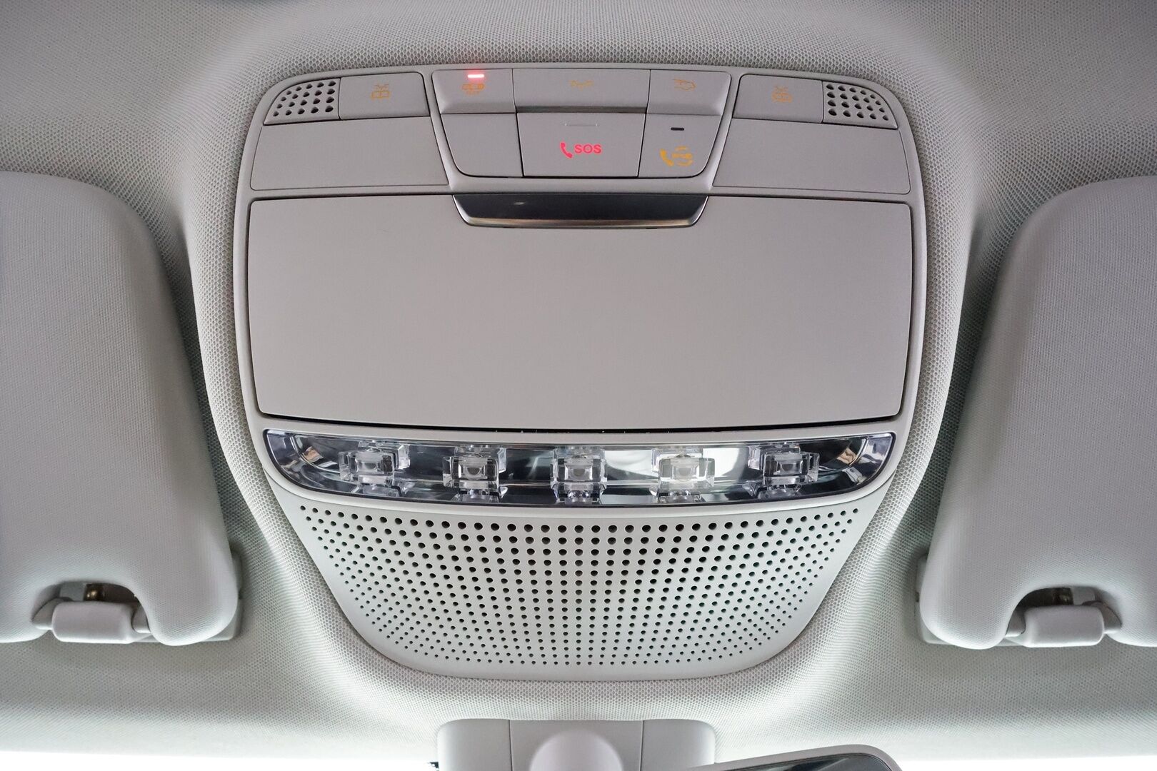 Mercedes-Benz C 2020 300 de T A Business Avantgarde Edition EQ Power * Digimittaristo / Lisälämmitin / P.Kamera / Koukku / LED / Sportpenkit* - 1-om Suomi-auto / 2x Latauskaapelit / Todella vähän ajettu! - HULLUT AVAJAISHULINAT KORKOTARJOUS 3,29 %