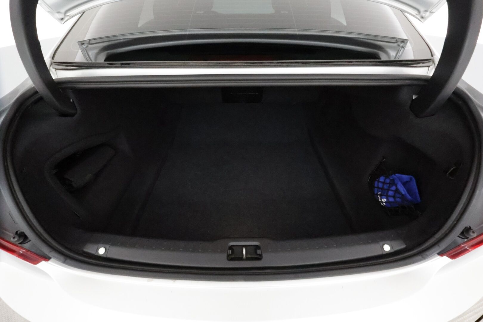 Volvo S90 2018 D4 AWD R-Design aut **Lasikattoluukku / Adapt.Vakkari / Full-LED / P.Kamera / Sporttipenkki Muistilla / Webasto / Navi** - Kahdet Renkaat