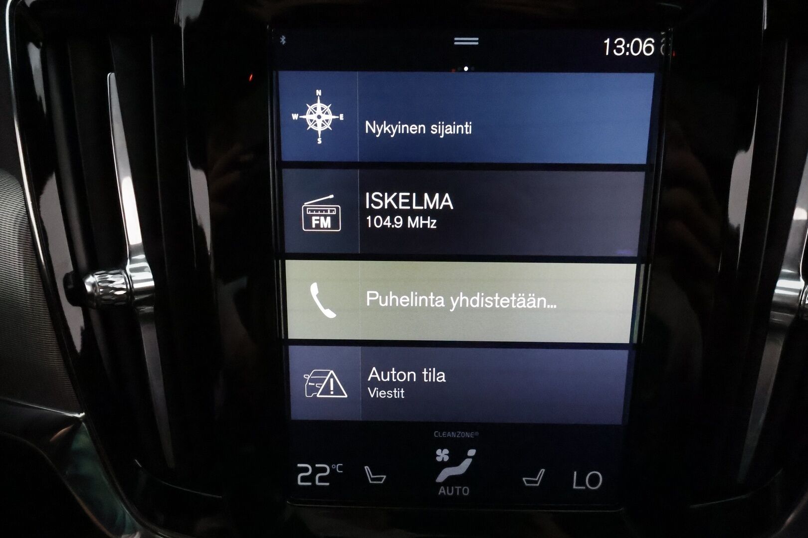 Volvo S90 2018 D4 AWD R-Design aut **Lasikattoluukku / Adapt.Vakkari / Full-LED / P.Kamera / Sporttipenkki Muistilla / Webasto / Navi** - Kahdet Renkaat