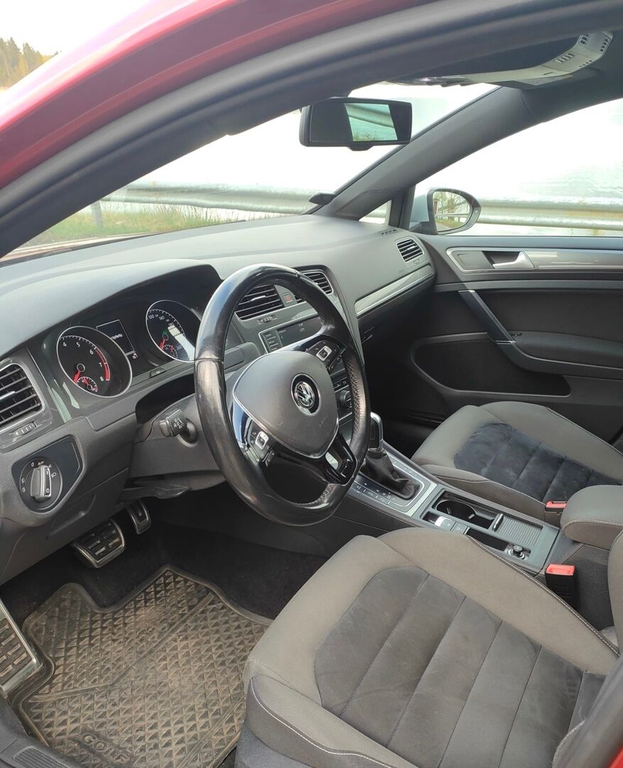 Volkswagen Golf 2016 Variant Alltrack 1,8 TSI 132 kW 4MOTION DSG *ACC / Koukku / Tutkat / Xenon / 2x Renkaat / Huoltokirja* - Tulossa myyntiin, kysy tarjous jo nyt! / Neliveto bensa farmari korkealla maavaralla!