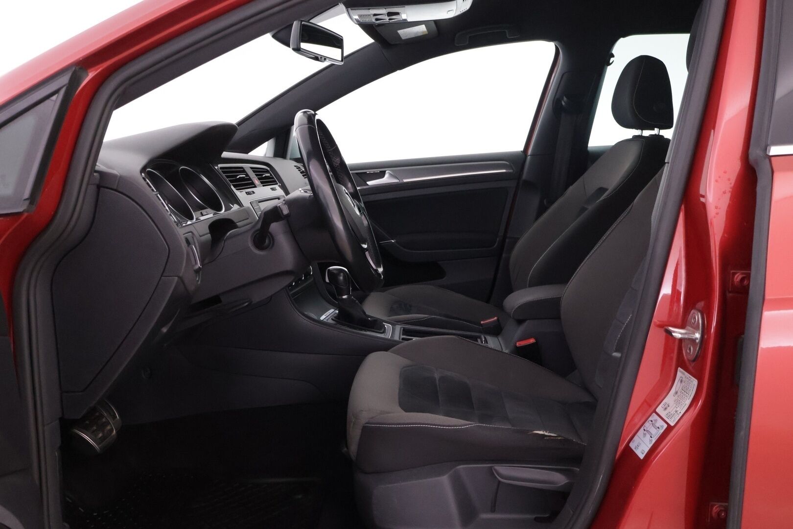 Volkswagen Golf 2016 Variant Alltrack 1,8 TSI 132 kW 4MOTION DSG - Webasto | ACC | Koukku | Tutkat | Xenon | 2x Uudet renkaat | Huoltokirja | Upea metalliväri | Tarkasti huollettu |