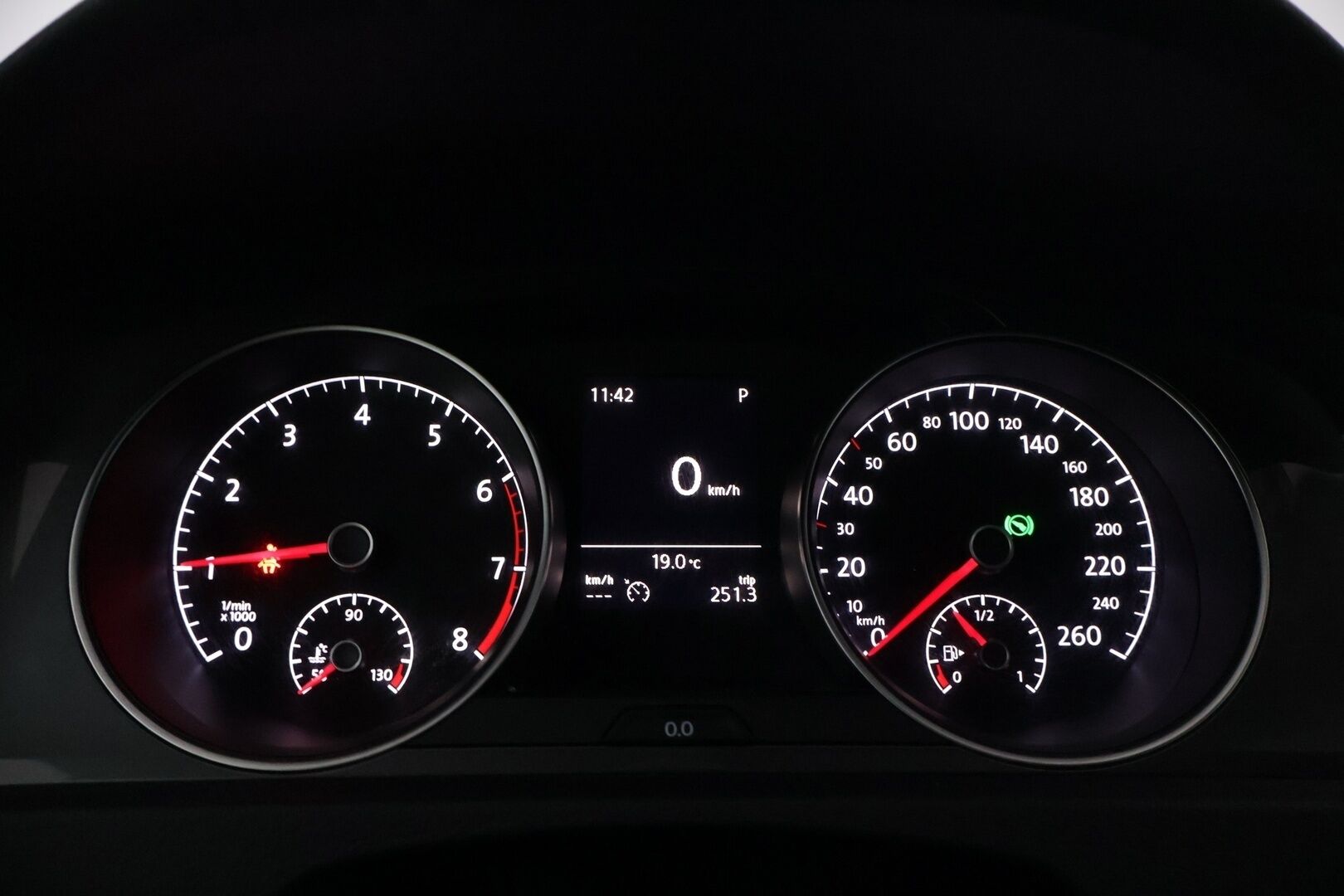 Volkswagen Golf 2016 Variant Alltrack 1,8 TSI 132 kW 4MOTION DSG - Webasto | ACC | Koukku | Tutkat | Xenon | 2x Uudet renkaat | Huoltokirja | Upea metalliväri | Tarkasti huollettu |