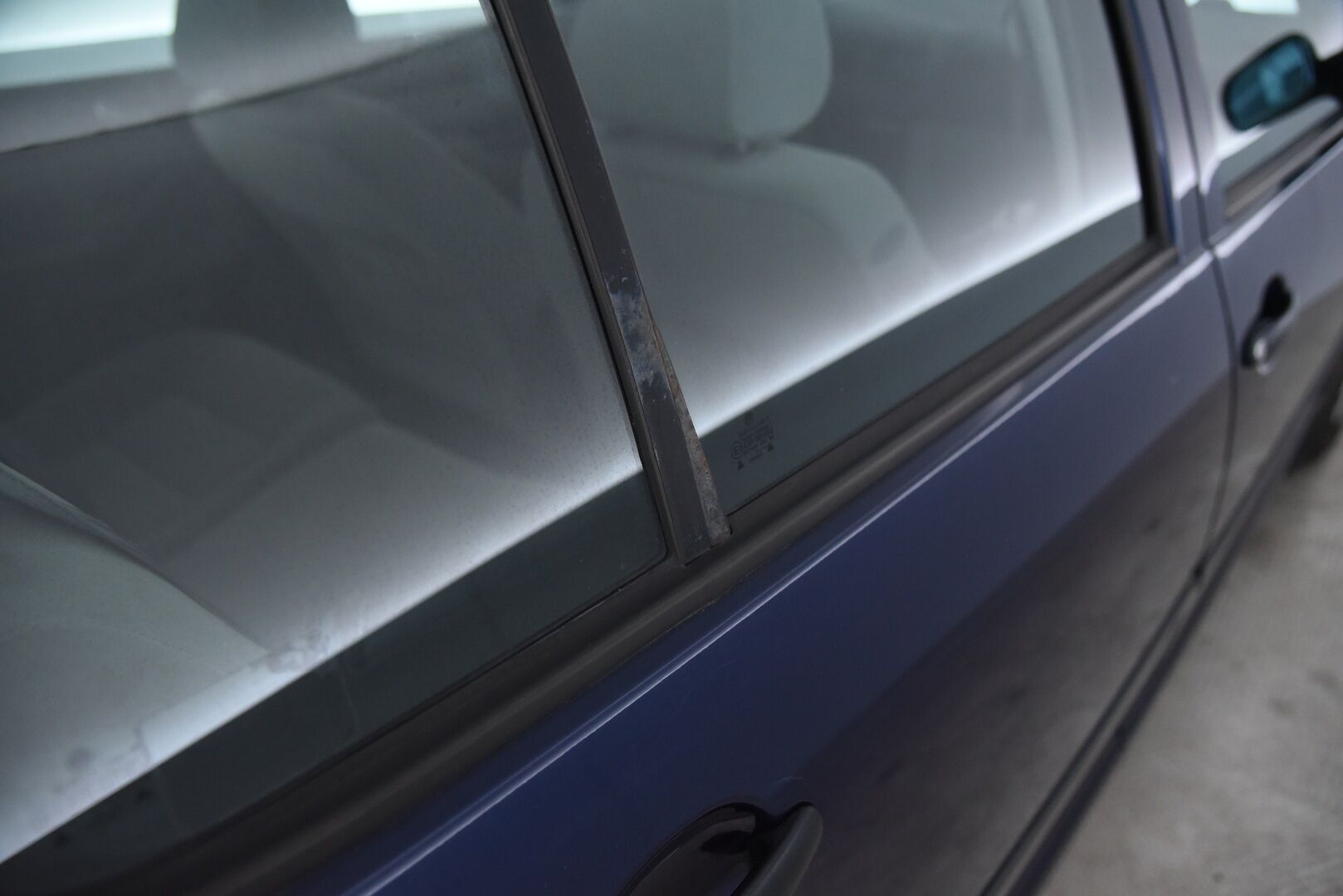 Volkswagen Golf 2000 VW Golf 1,6 Viistoperä (AB) 4ov 1590cm3 - MYYDÄÄN HUUTOKAUPAT.COM:ISSA