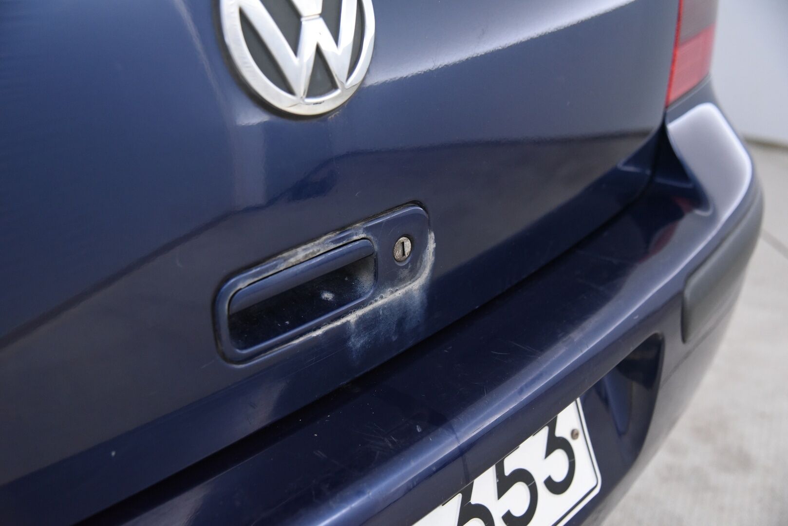 Volkswagen Golf 2000 VW Golf 1,6 Viistoperä (AB) 4ov 1590cm3 - MYYDÄÄN HUUTOKAUPAT.COM:ISSA
