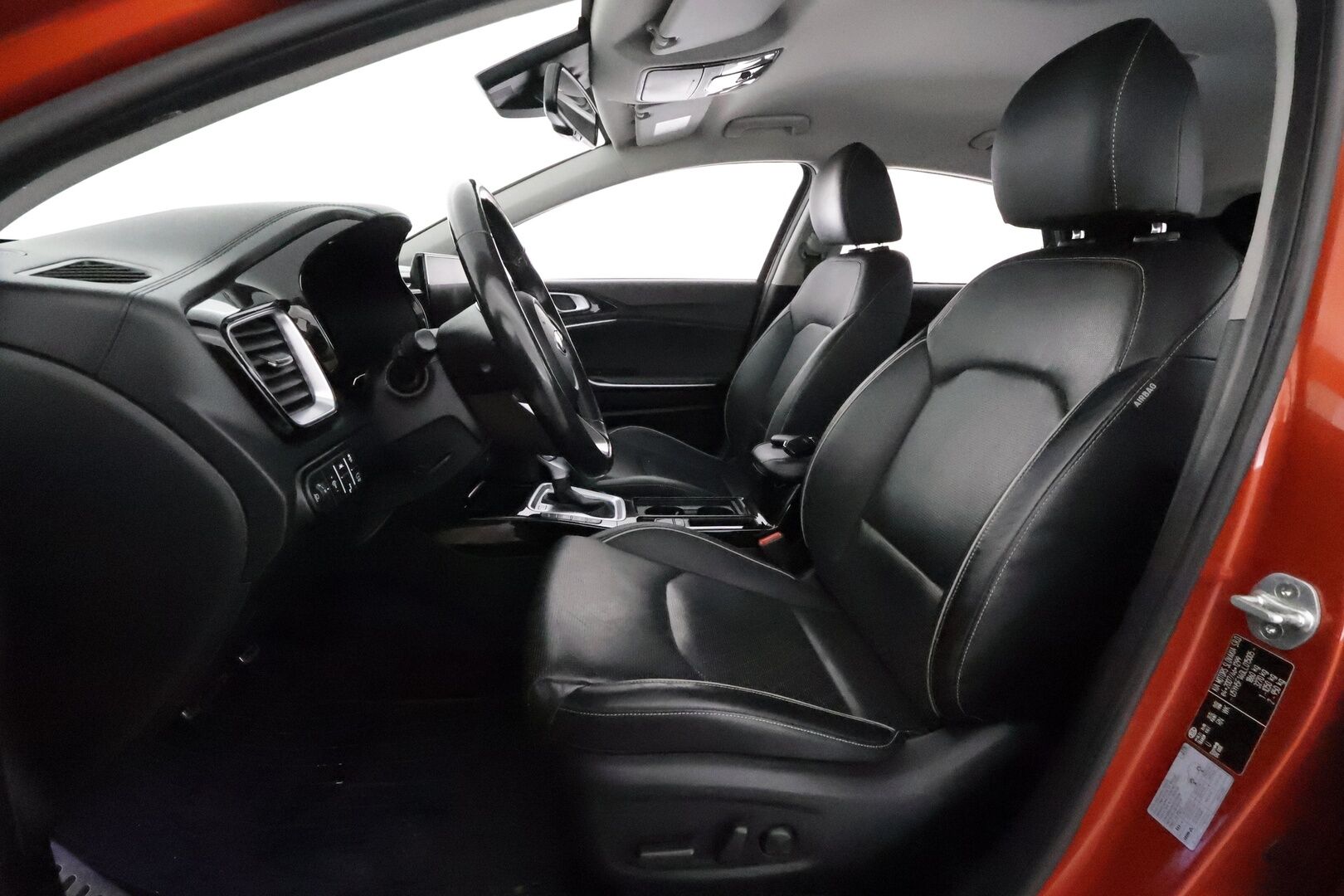 Kia XCeed 2020 1,4 T-GDI ISG 140hv Business Premium DCT AT *ACC / P.kamera / LED / Navi / Muistipenkki / Ilmastoidut nahat / JBL* - Suomi-auto / Kahdet renkaat aluvanteilla / Merkkihuollettu / Juuri katsastettu ja huollettu! - Osta nyt, maksa vasta ensi vuonna