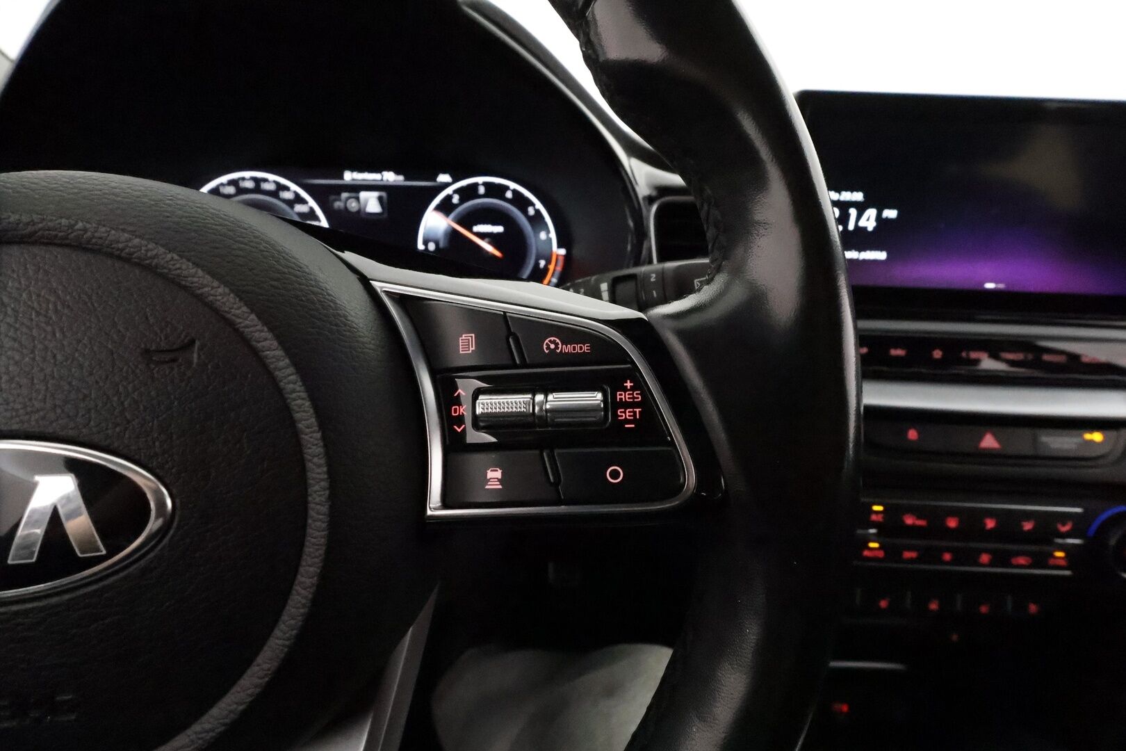 Kia XCeed 2020 1,4 T-GDI ISG 140hv Business Premium DCT AT *ACC / P.kamera / LED / Navi / Muistipenkki / Ilmastoidut nahat / JBL* - Suomi-auto / Kahdet renkaat aluvanteilla / Merkkihuollettu / Juuri katsastettu ja huollettu!