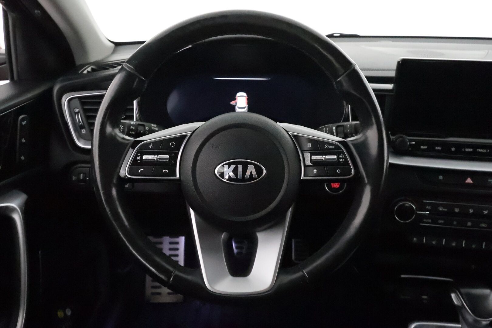 Kia XCeed 2020 1,4 T-GDI ISG 140hv Business Premium DCT AT *ACC / P.kamera / LED / Navi / Muistipenkki / Ilmastoidut nahat / JBL* - Suomi-auto / Kahdet renkaat aluvanteilla / Merkkihuollettu / Juuri katsastettu ja huollettu!