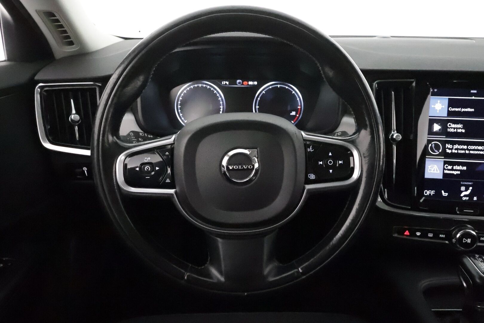 Volvo V90 2018 D4 AWD Business aut **Webasto / Adapt.vakkari / Puolinahat / KeylessGo / P.tutka** - Ilman AD-blue järjestelmää! / Full-Led / 