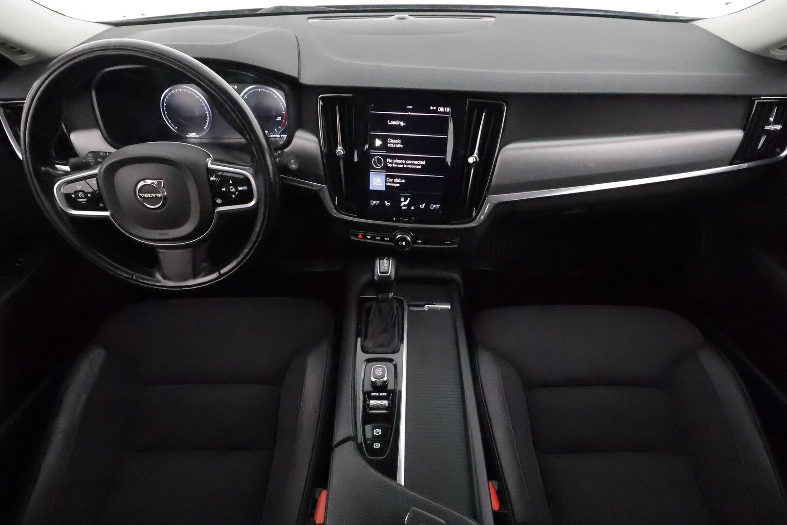 Volvo V90 2018 D4 AWD Business aut **Webasto / Adapt.vakkari / Puolinahat / KeylessGo / P.tutka** - Ilman AD-blue järjestelmää! / Full-Led / 