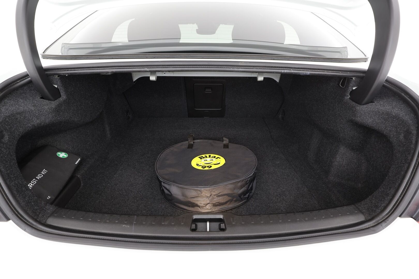 Volvo S60 2020 T8 TwE AWD Business R-Design aut * Webasto / Panorama / B&W / ACC / LED / P.tutkat / Sportpenkki Muistilla * - Suomi-auto / Bowers & Wilkins / Kahdet renkaat