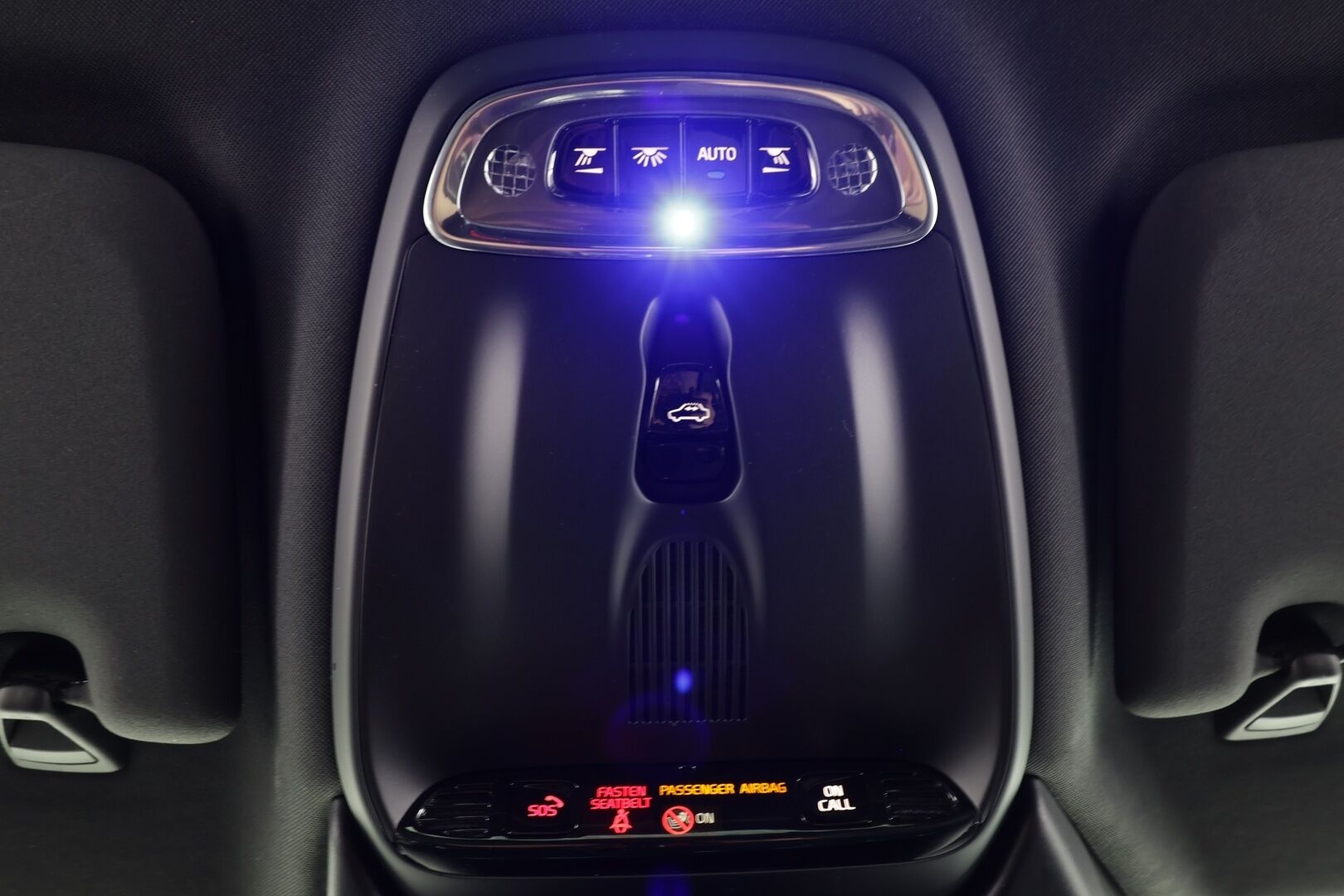 Volvo S60 2020 T8 TwE AWD Business R-Design aut * Webasto / Panorama / B&W / ACC / LED / P.tutkat / Sportpenkki Muistilla * - Suomi-auto / Bowers & Wilkins / Kahdet renkaat