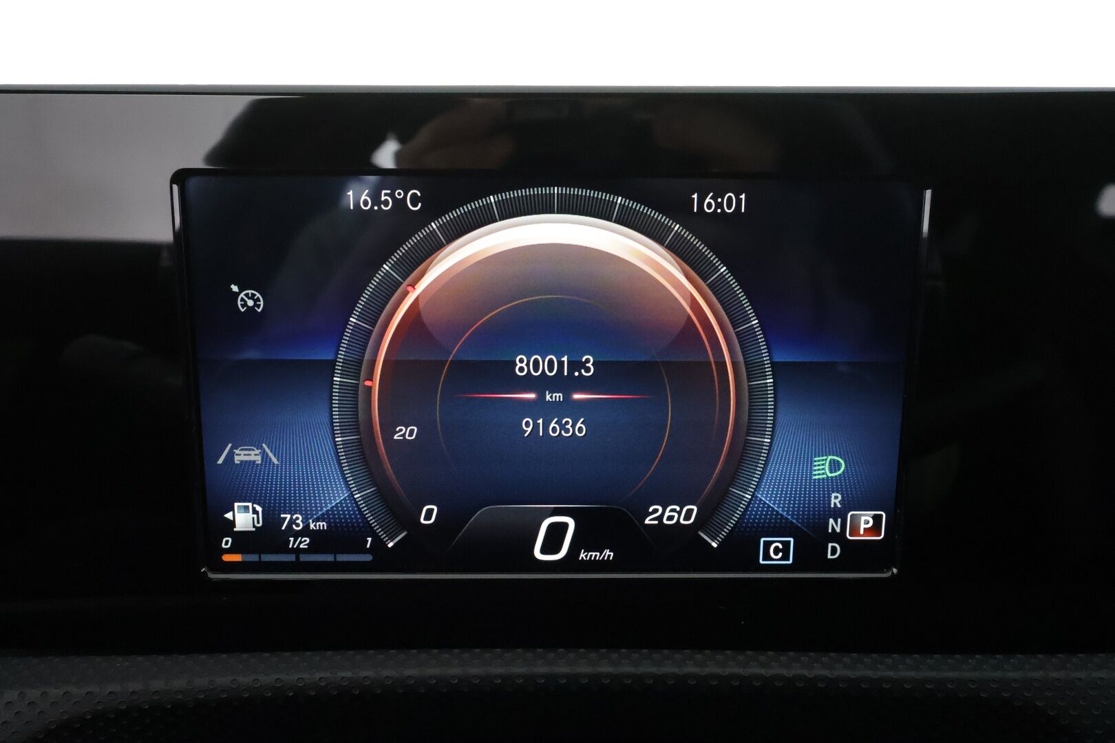 Mercedes-Benz CLA 2020 200 A Shooting Brake Business AMG * LED-High Performance / Sportpenkit / P.Kamera / Navi / Kaistavahti * - Sisätilanlämmitin / Suomi-auto / Kahdet renkaat - HULLUT BLACKWEEK JATKOT - KORKOTARJOUS 2,49%