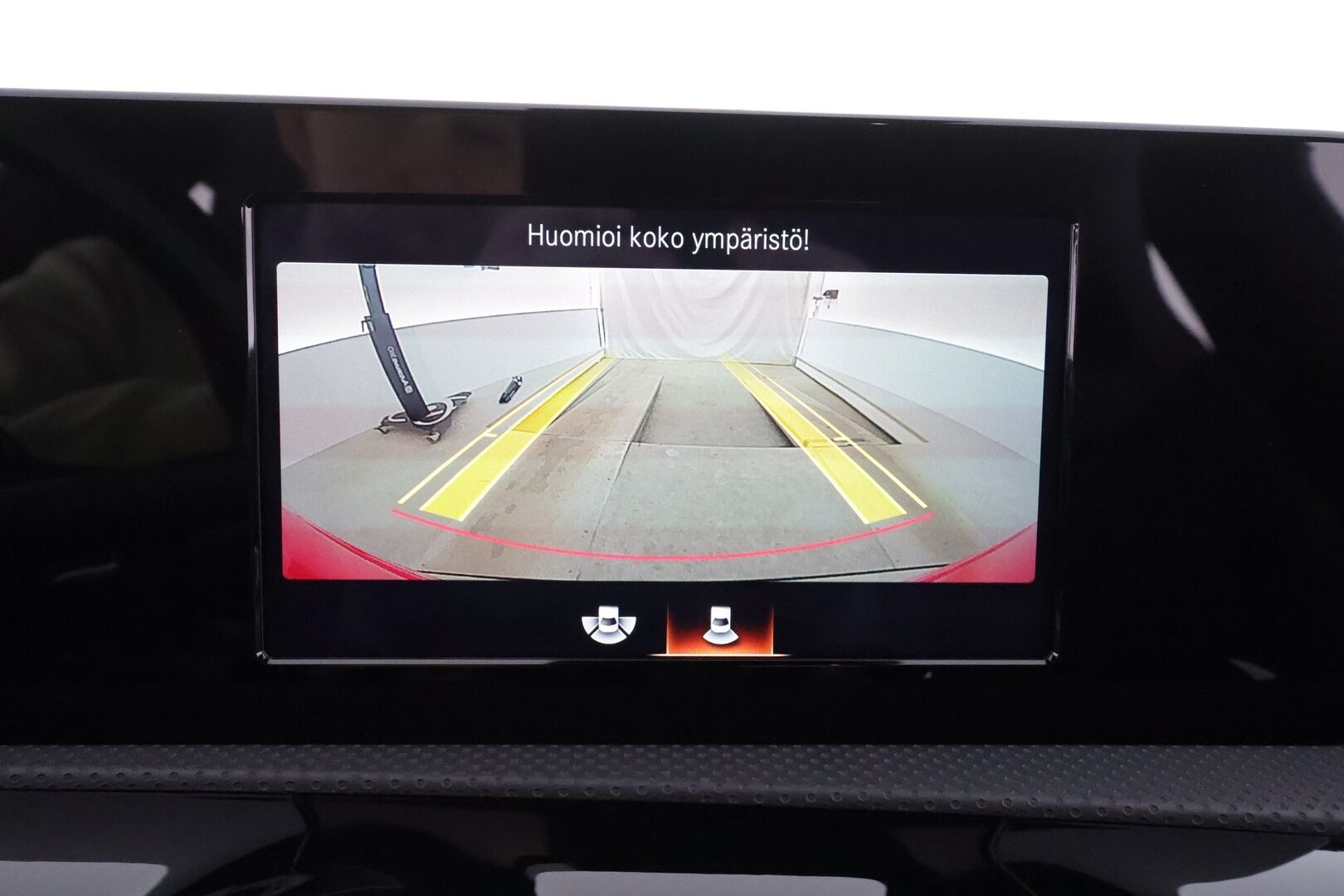 Mercedes-Benz CLA 2020 200 A Shooting Brake Business AMG * LED-High Performance / Sportpenkit / P.Kamera / Navi / Kaistavahti * - Sisätilanlämmitin / Suomi-auto / Kahdet renkaat - HULLUT BLACKWEEK JATKOT - KORKOTARJOUS 2,49%