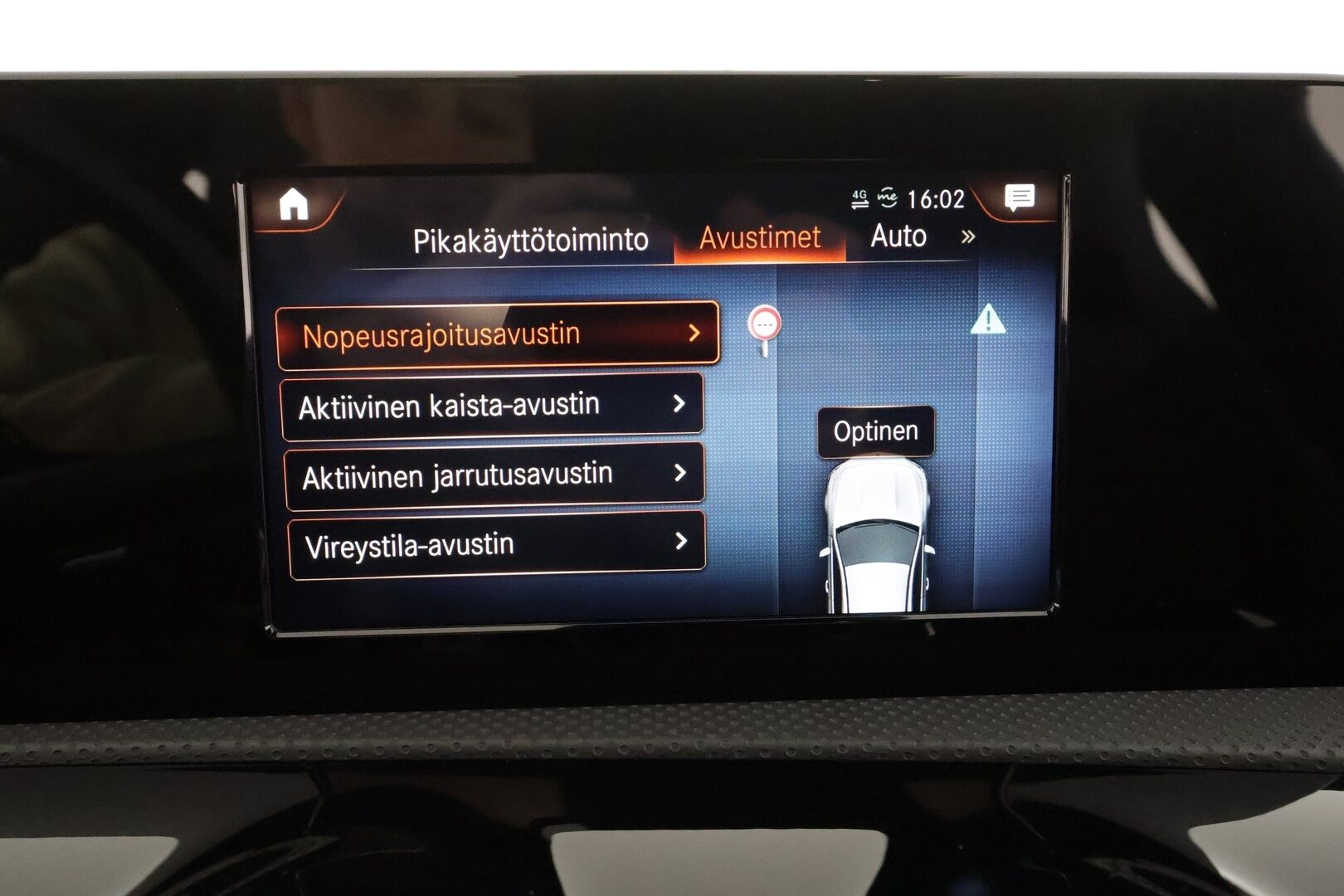 Mercedes-Benz CLA 2020 200 A Shooting Brake Business AMG * LED-High Performance / Sportpenkit / P.Kamera / Navi / Kaistavahti * - Sisätilanlämmitin / Suomi-auto / Kahdet renkaat - HULLUT BLACKWEEK JATKOT - KORKOTARJOUS 2,49%