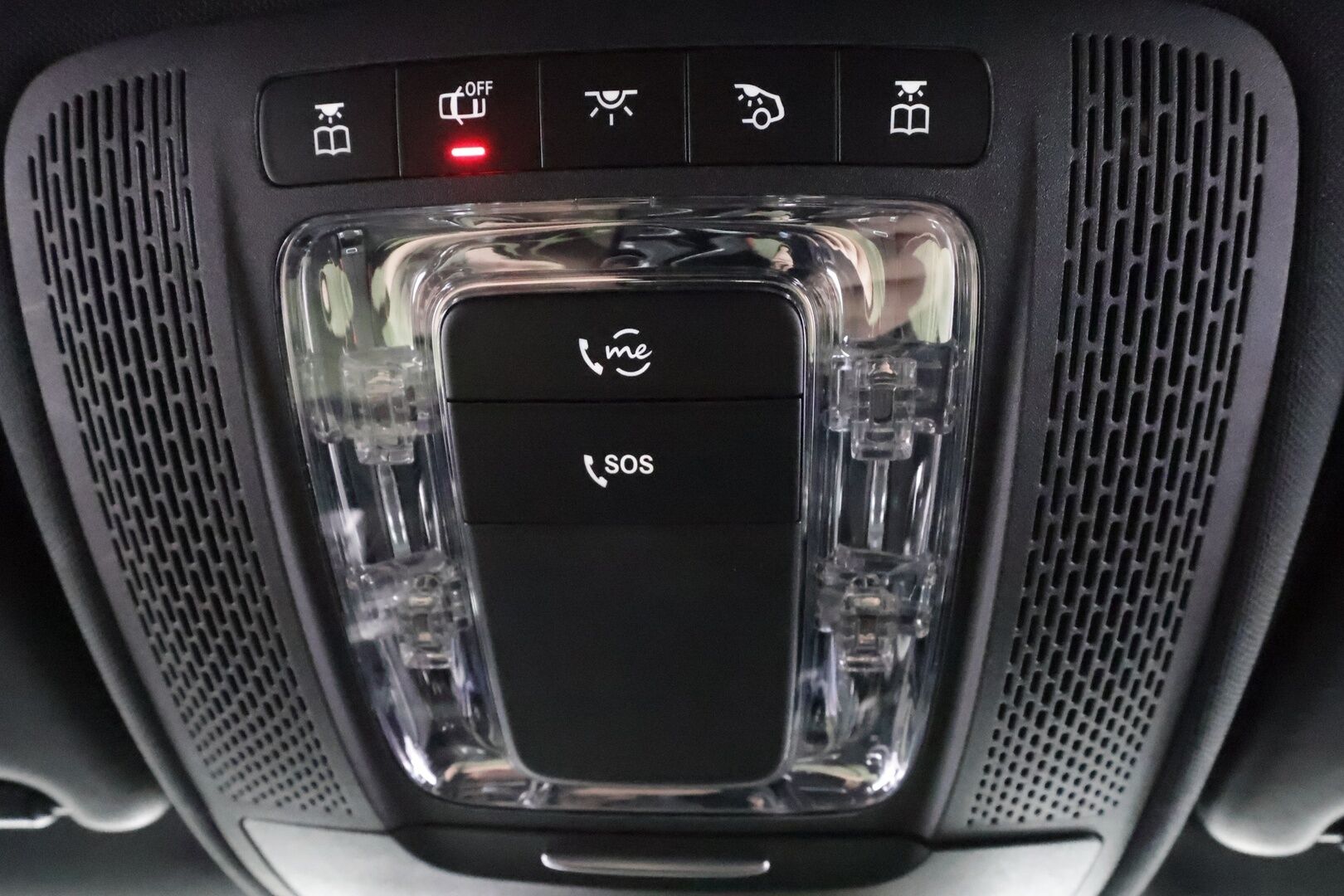 Mercedes-Benz CLA 2020 200 A Shooting Brake Business AMG * LED-High Performance / Sportpenkit / P.Kamera / Navi / Kaistavahti * - Sisätilanlämmitin / Suomi-auto / Kahdet renkaat - HULLUT BLACKWEEK JATKOT - KORKOTARJOUS 2,49%