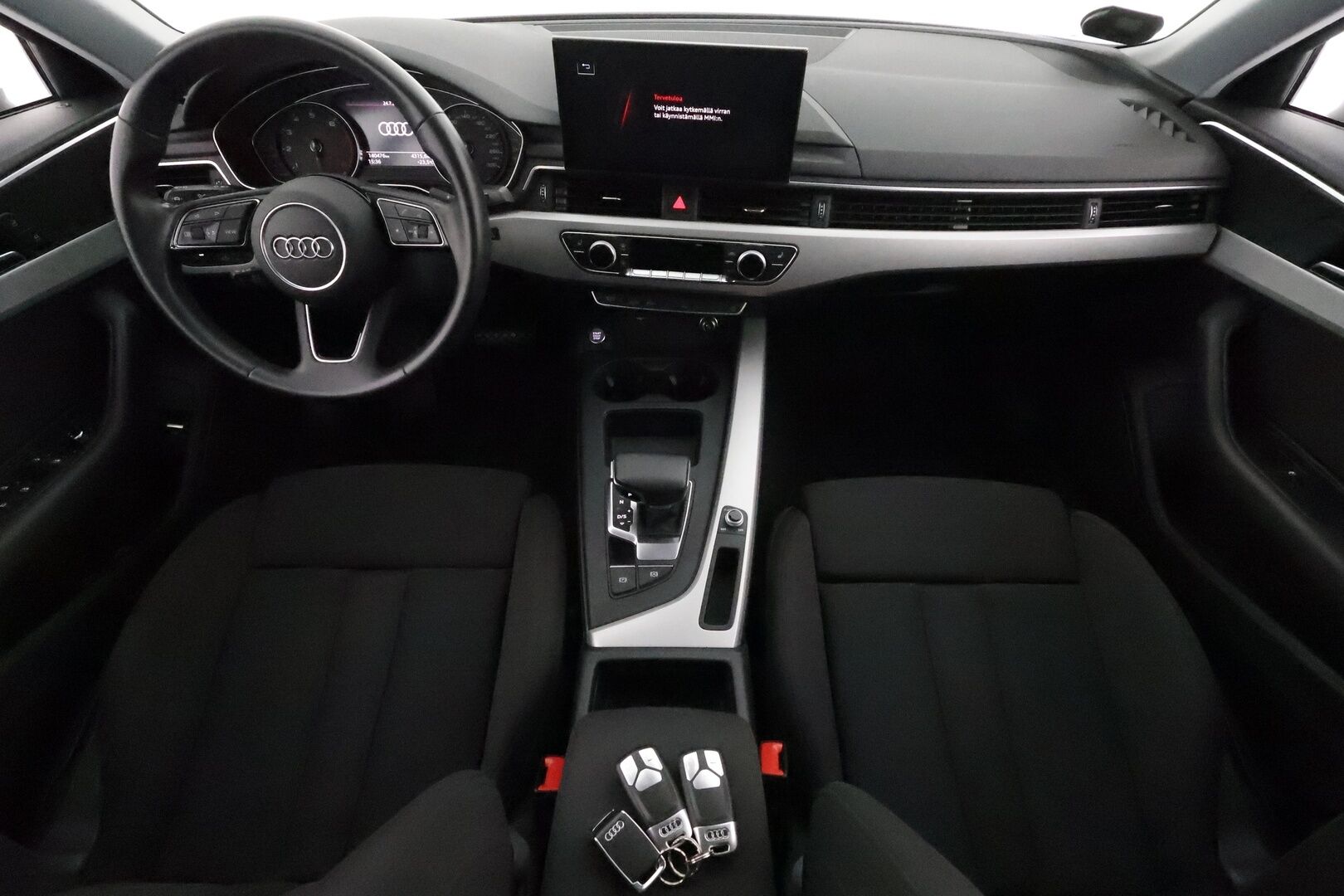 Audi A4 2020 Sedan Business Advanced 35 TFSI 110 kW MHEV S tronic **Webasto / Koukku / Adapt.Vakkari / LED / P.kamera / Sportpenkit** - Suomi-auto / Kahdet Renkaat