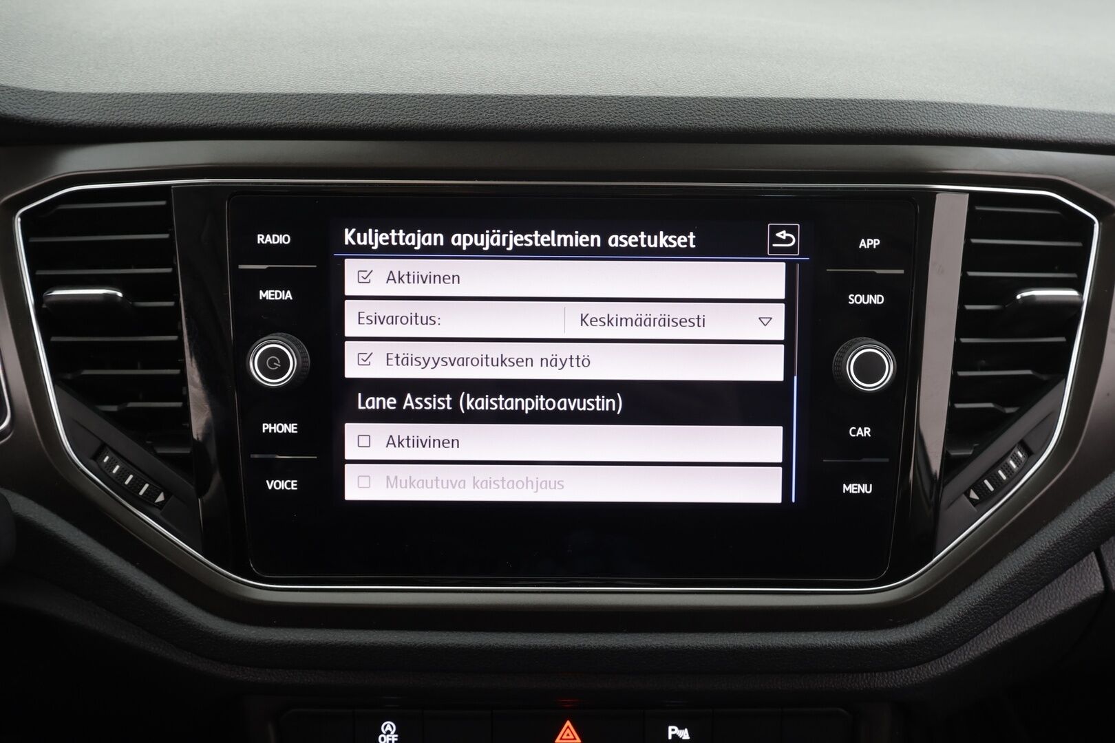 Volkswagen T-Roc 2020 Style Limited 1,5 TSI EVO 110 kW DSG * Webasto / LED / ACC / P.Tutkat / Kaistavahti / Bluetooth * - Suomi-auto / Kahdet renkaat