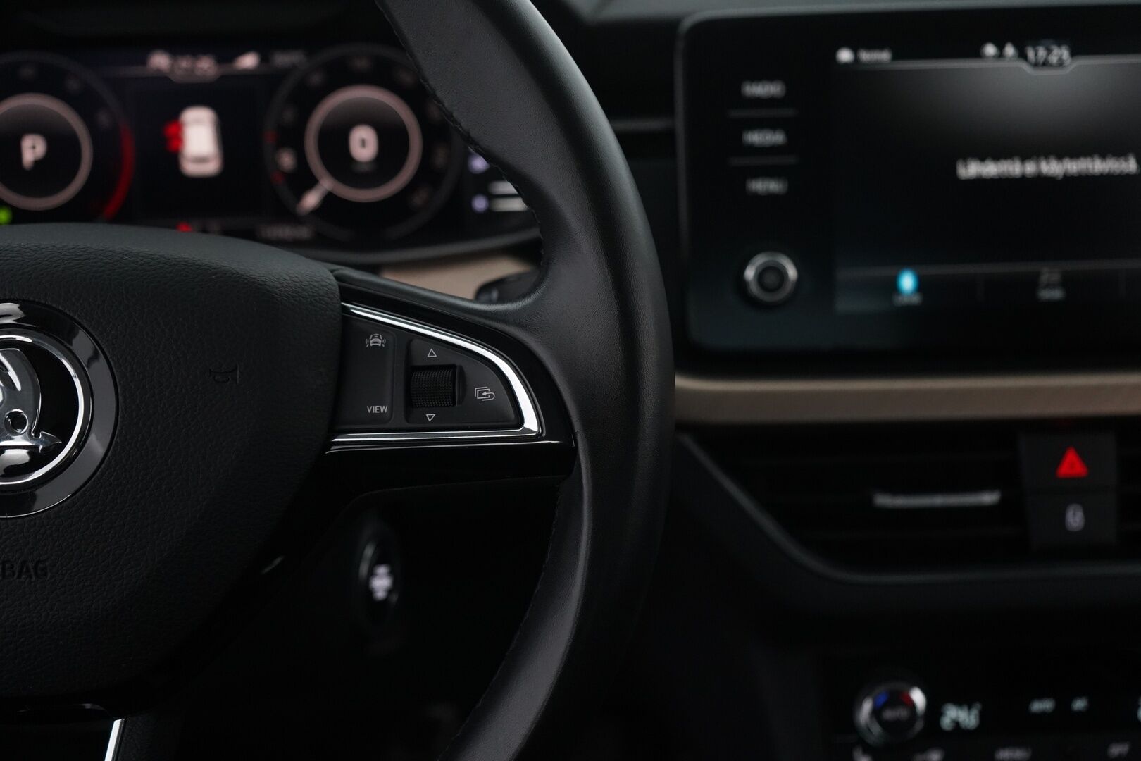 Skoda Kamiq 2020 1.0 TSI 115 Style DSG Autom. *Digimittaristo / ACC / Kamera / Ratinlämmitin / Lämpölasi* - Suomi-auto / Kahdet Skodan Vanteet - HULLU BLACKWEEK KORKOTARJOUS 2,49%