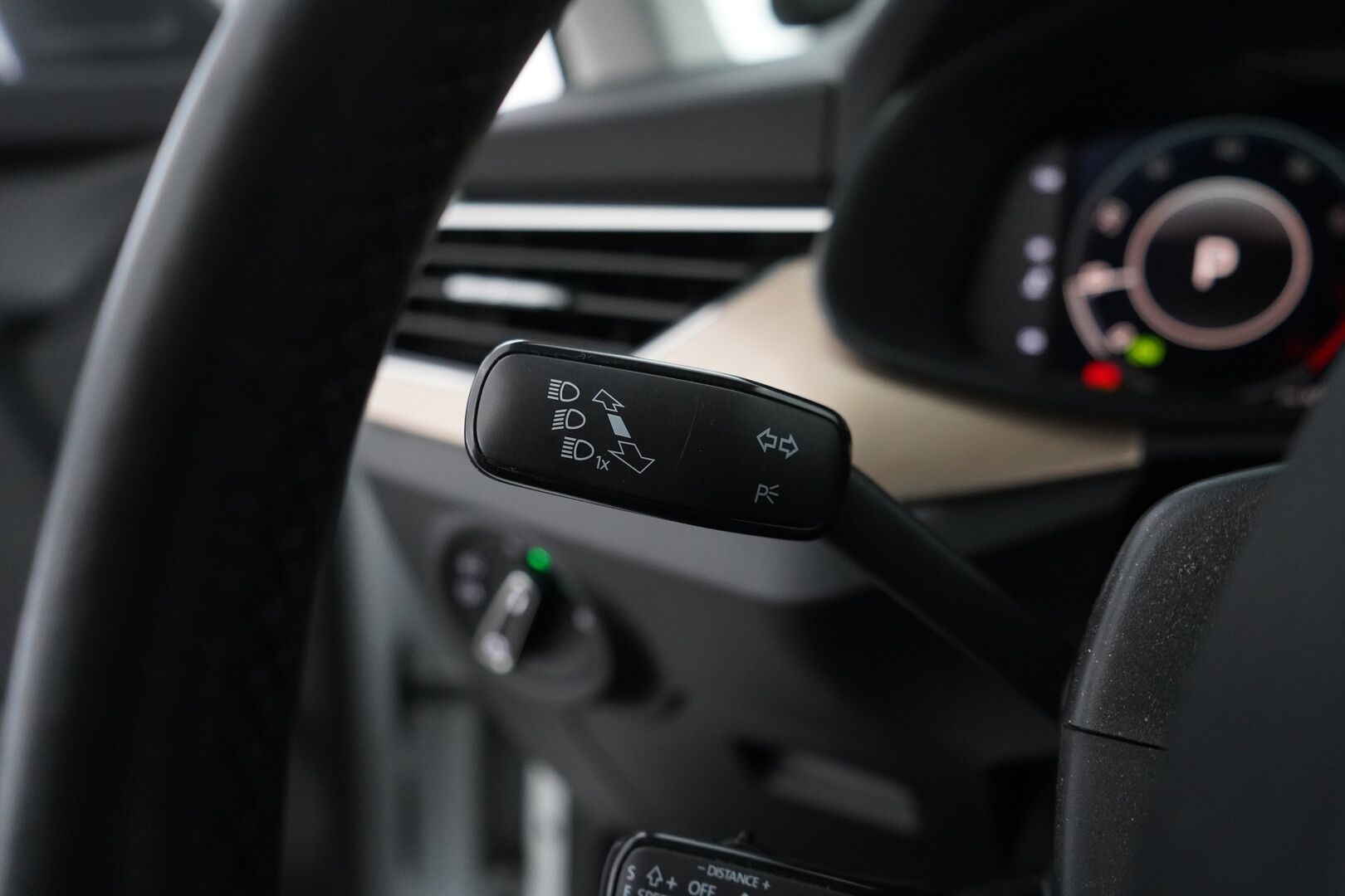 Skoda Kamiq 2020 1.0 TSI 115 Style DSG Autom. *Digimittaristo / ACC / Kamera / Ratinlämmitin / Lämpölasi* - Suomi-auto / Kahdet Skodan Vanteet - HULLU BLACKWEEK KORKOTARJOUS 2,49%