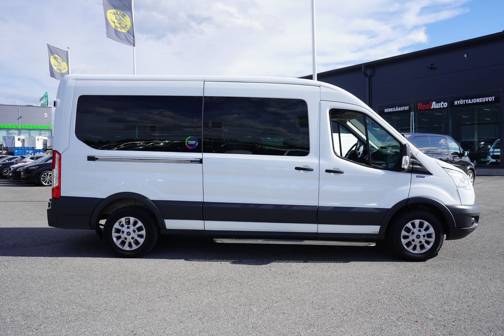 Ford Transit 2019 Kombi 350 2,0 TDCi 170 hv A6 Etuveto Trend L3H3 *HUUTOKAUPAT.COM* - HUUTOKAUPAT.COM