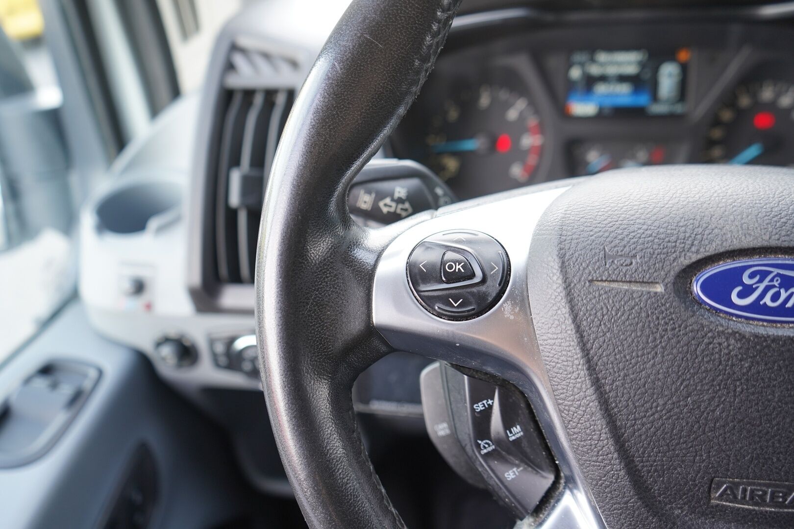 Ford Transit 2019 Kombi 350 2,0 TDCi 170 hv A6 Etuveto Trend L3H3 *HUUTOKAUPAT.COM* - HUUTOKAUPAT.COM