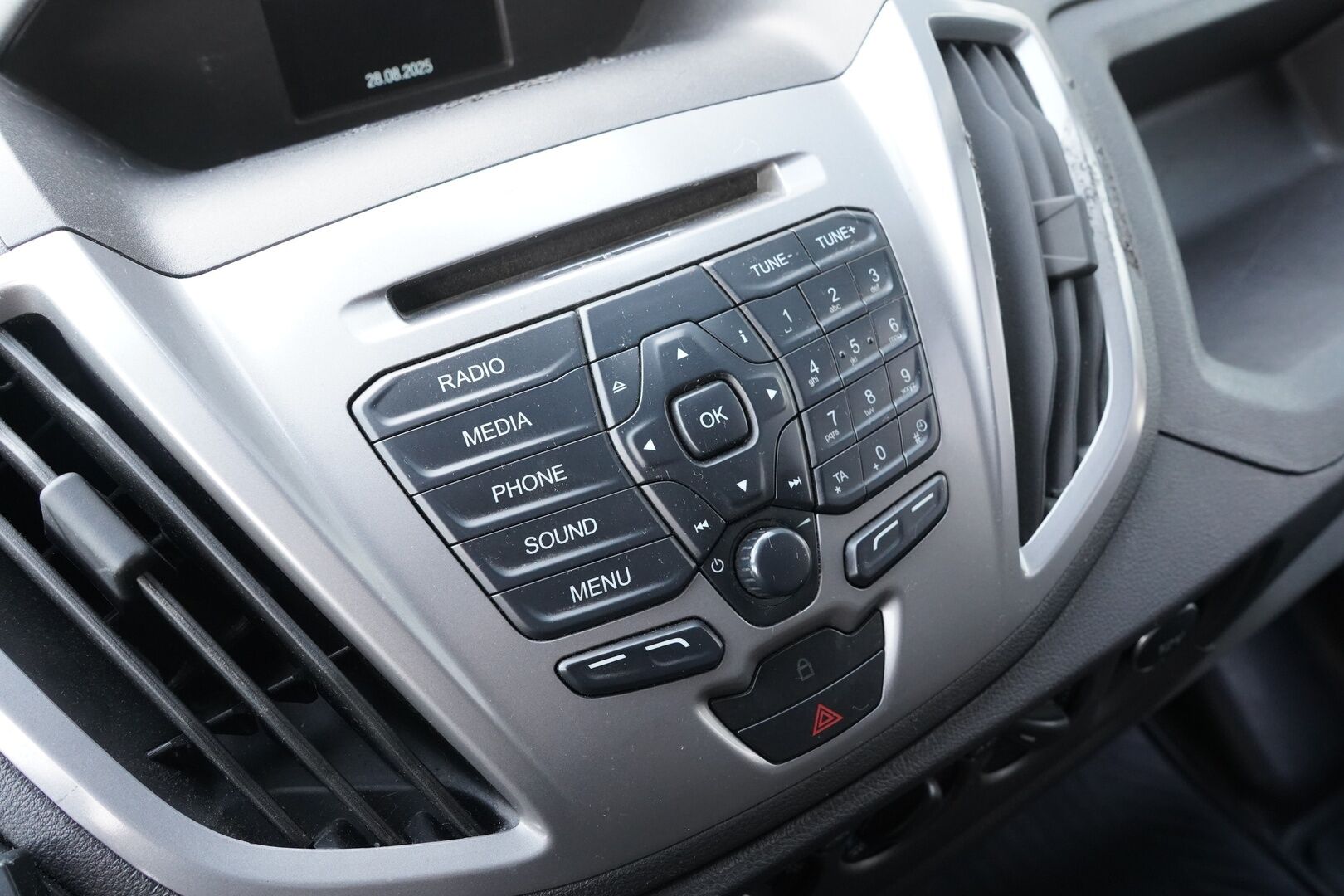 Ford Transit 2019 Kombi 350 2,0 TDCi 170 hv A6 Etuveto Trend L3H3 *HUUTOKAUPAT.COM* - HUUTOKAUPAT.COM
