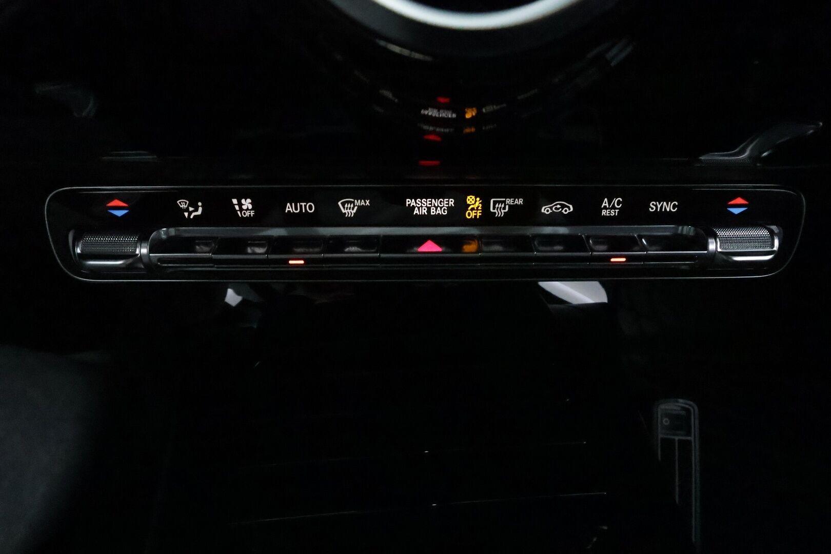Mercedes-Benz CLA 2020 200 A Business AMG *Multibeam / ACC / Widescreen / P.kamera / Sporttipenkit / Lohkolämmitin*