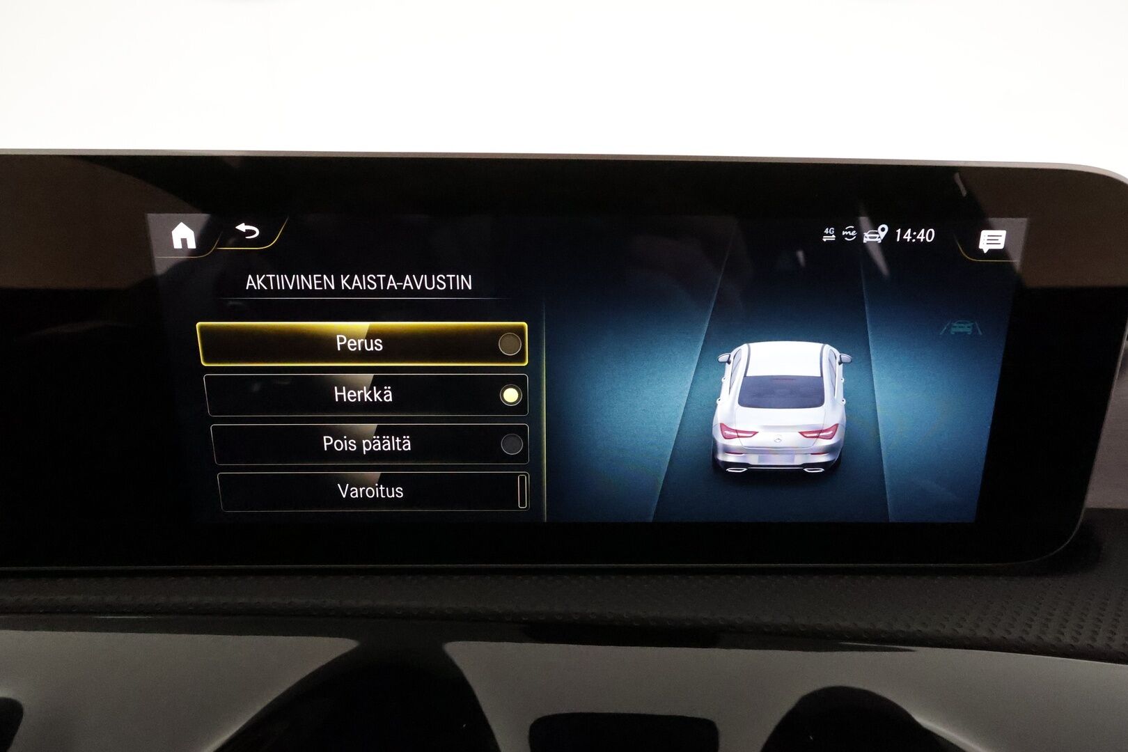 Mercedes-Benz CLA 2020 200 A Business AMG *Multibeam / ACC / Widescreen / P.kamera / Sporttipenkit / Lohkolämmitin*