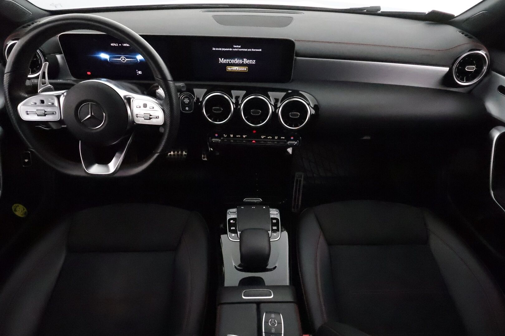 Mercedes-Benz CLA 2020 200 A Business AMG *Multibeam / ACC / Widescreen / P.kamera / Sporttipenkit / Lohkolämmitin* - Juuri huollettu / Juuri katsastettu / Seuraava katsastus 10/2027 * - Osta nyt, maksa vasta ensi vuonna